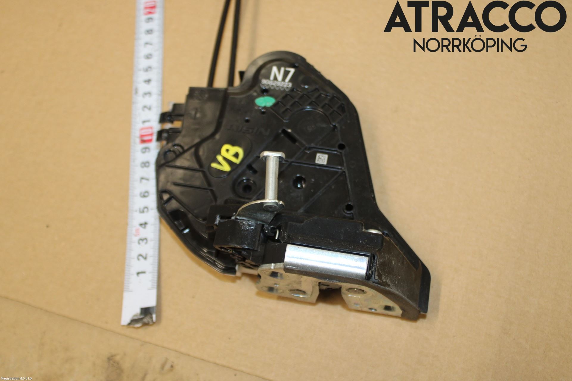 Toyota RAV4 19- Låskista-Dörrlås