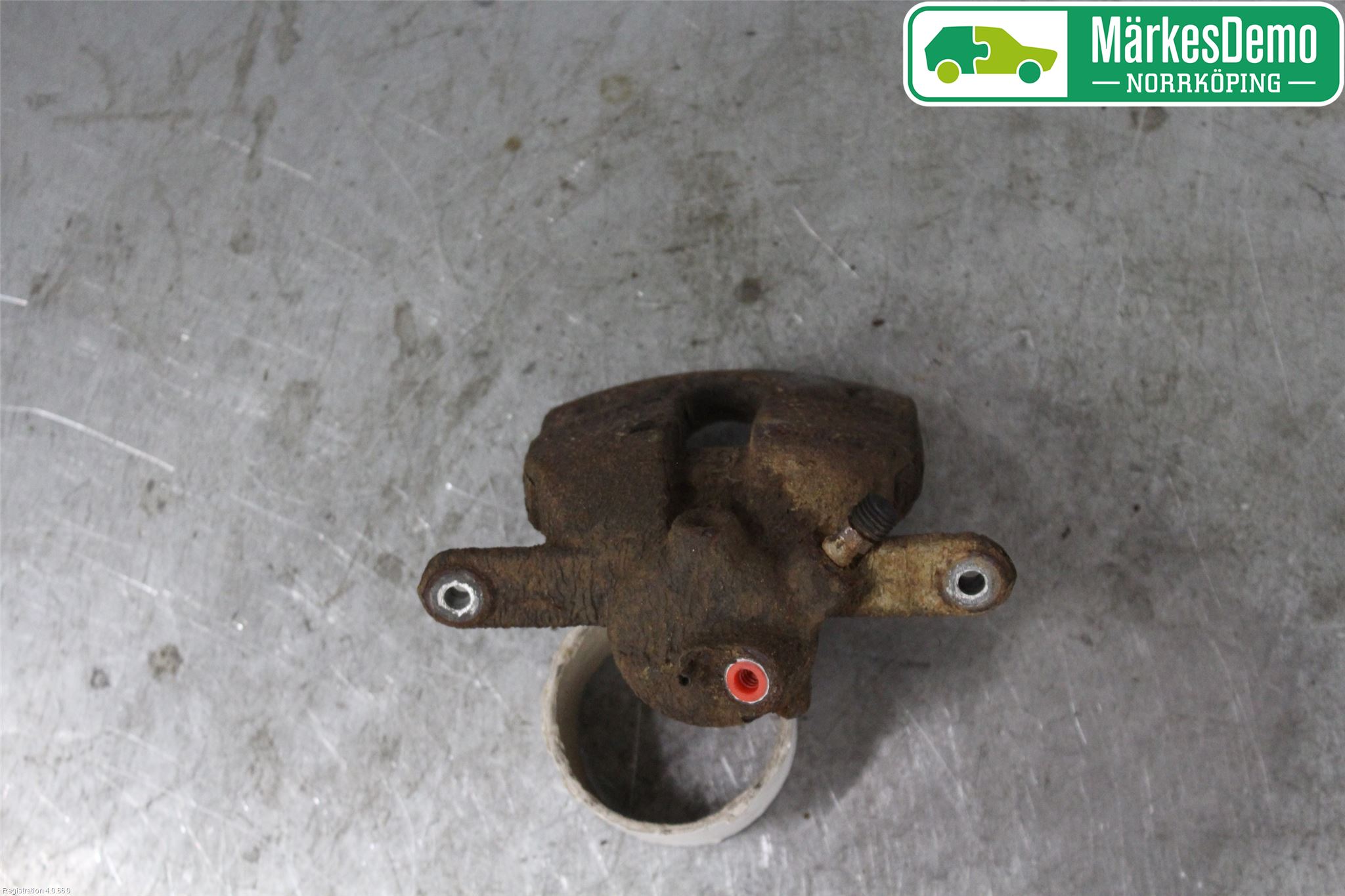 Skoda PRAKTIK Bromsok Fram Höger