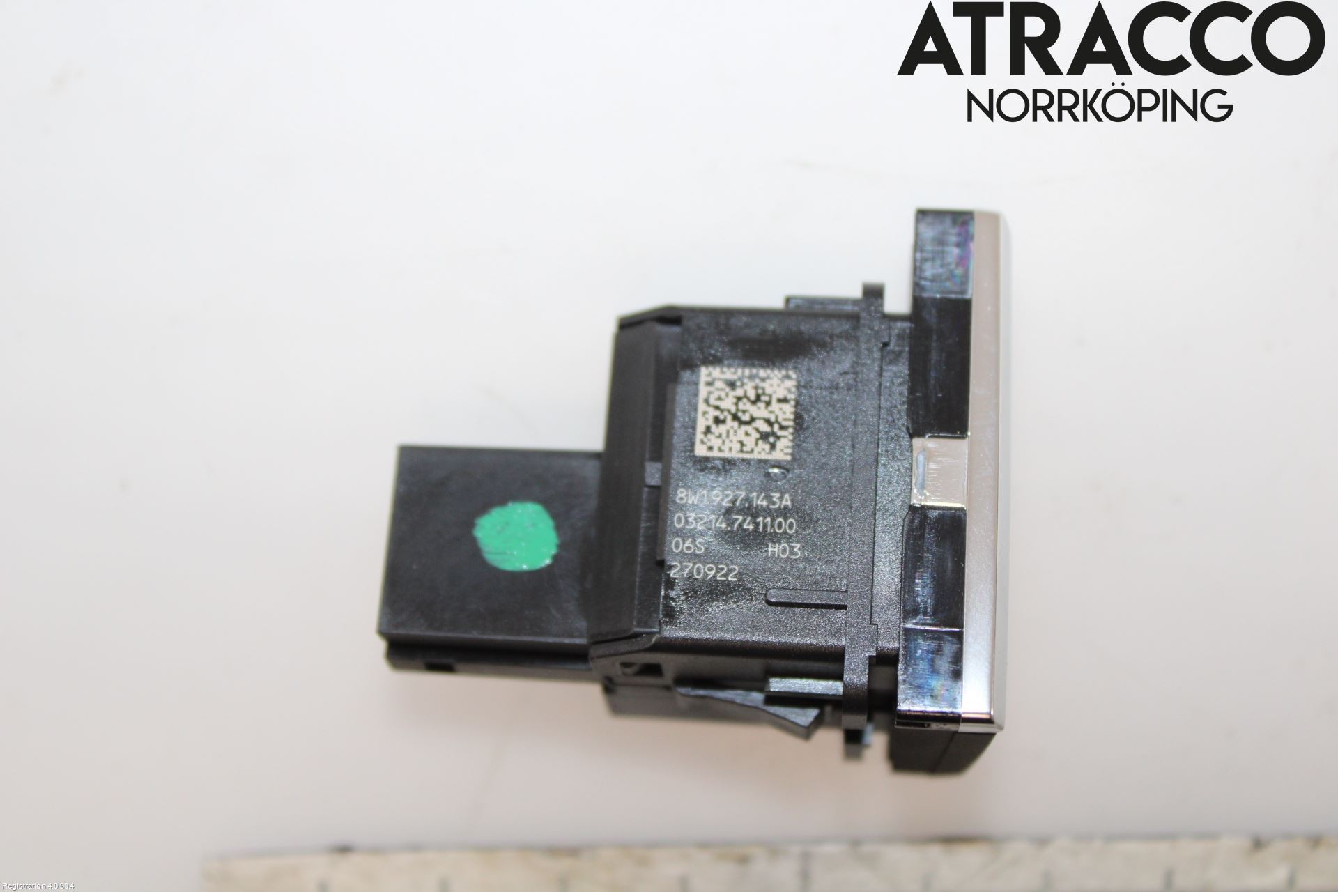 Audi A4/S4 B9 20- Strömställare Övrigt