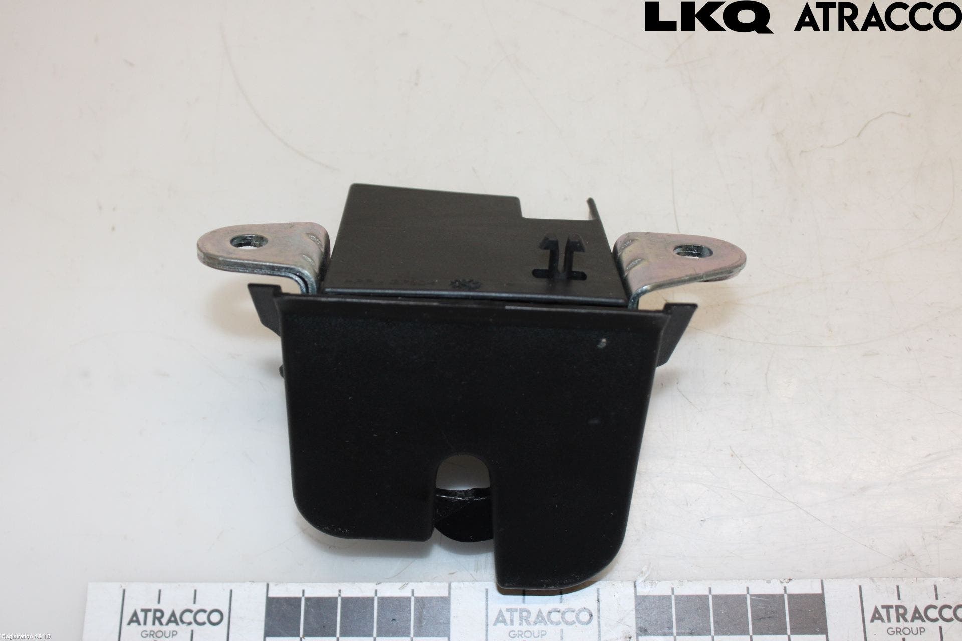 CUPRA BORN 22- Låskista Baklucka