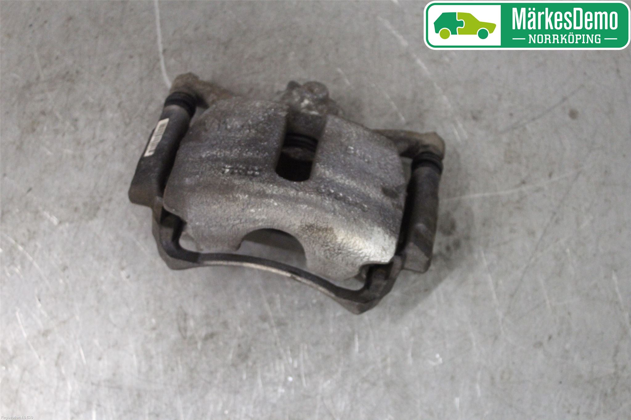 Skoda SUPERB 16-24 Bromsok Fram Vänster