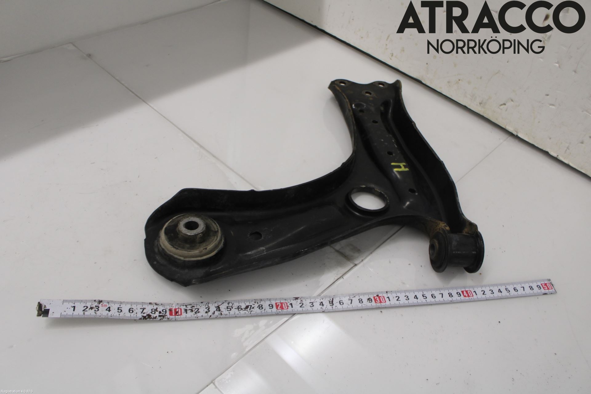 Audi A1/S1 11-18 Bärarm Fram Undre Hö