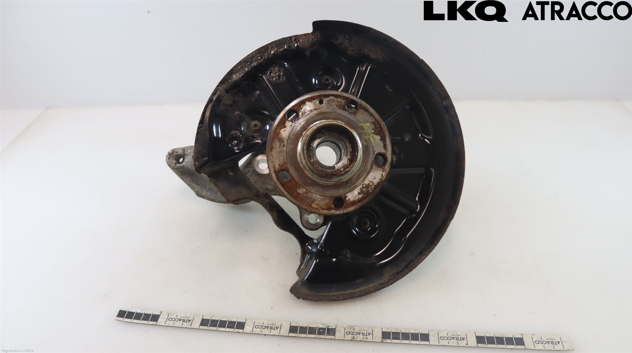 Audi Q3 F3 19- Hjullagerhus-Spindel Hö B