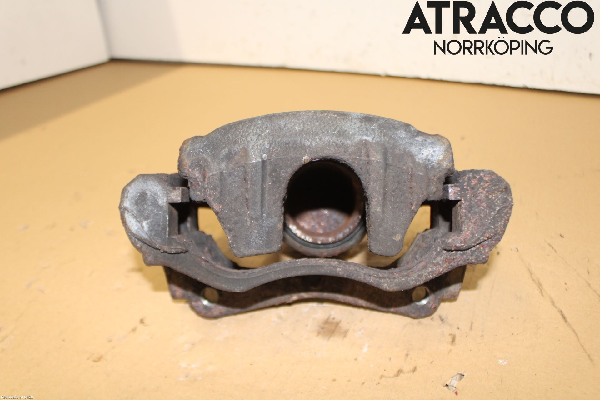 Toyota AVENSIS 07-08 Bromsok Fram Höger