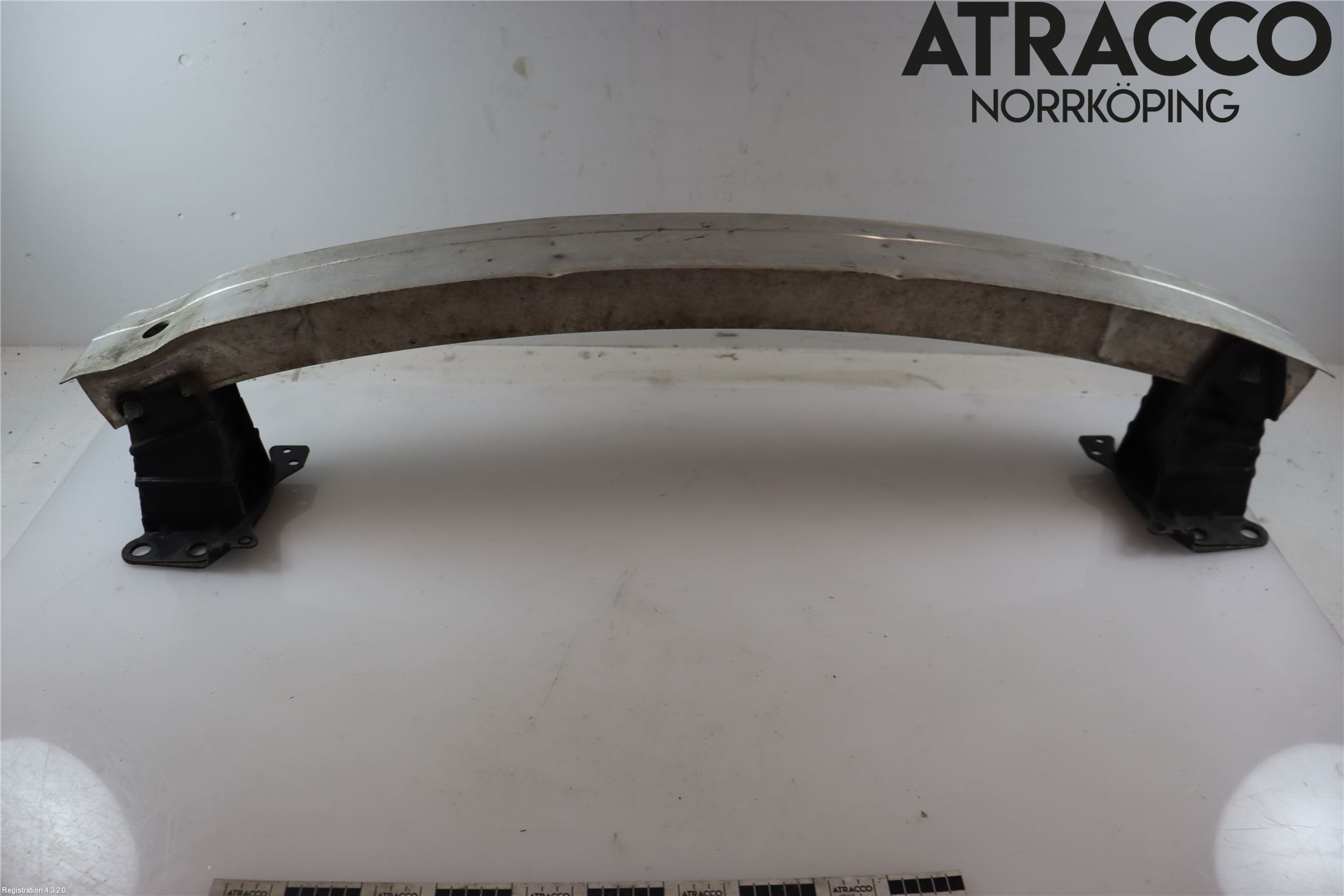 Audi A3/S3     04-05 Stötfångarbalk Bak