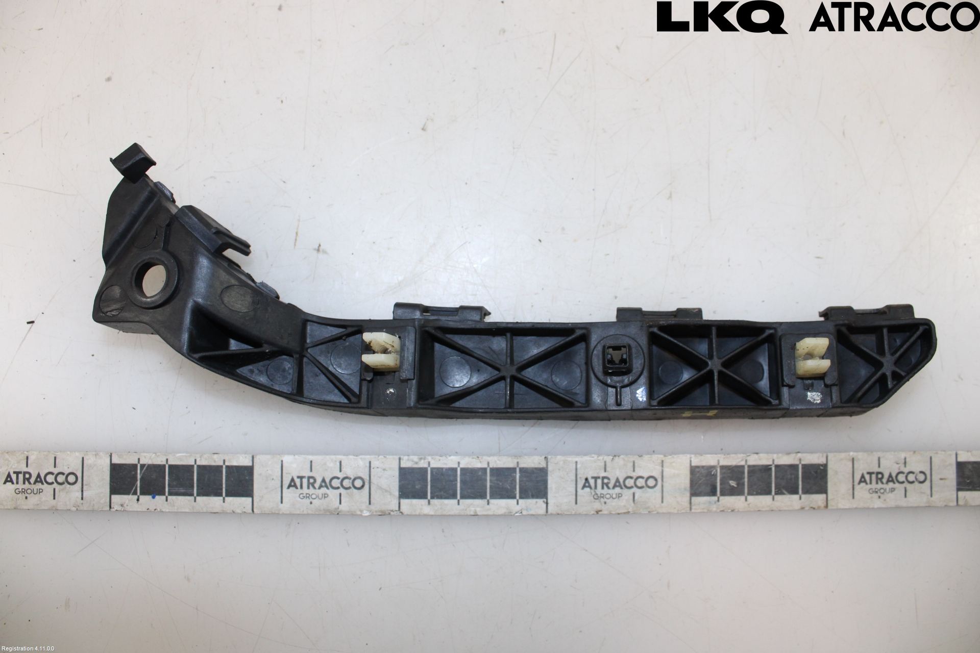 Hyundai i40 08-15 Stötfångarfäste Fram Hö