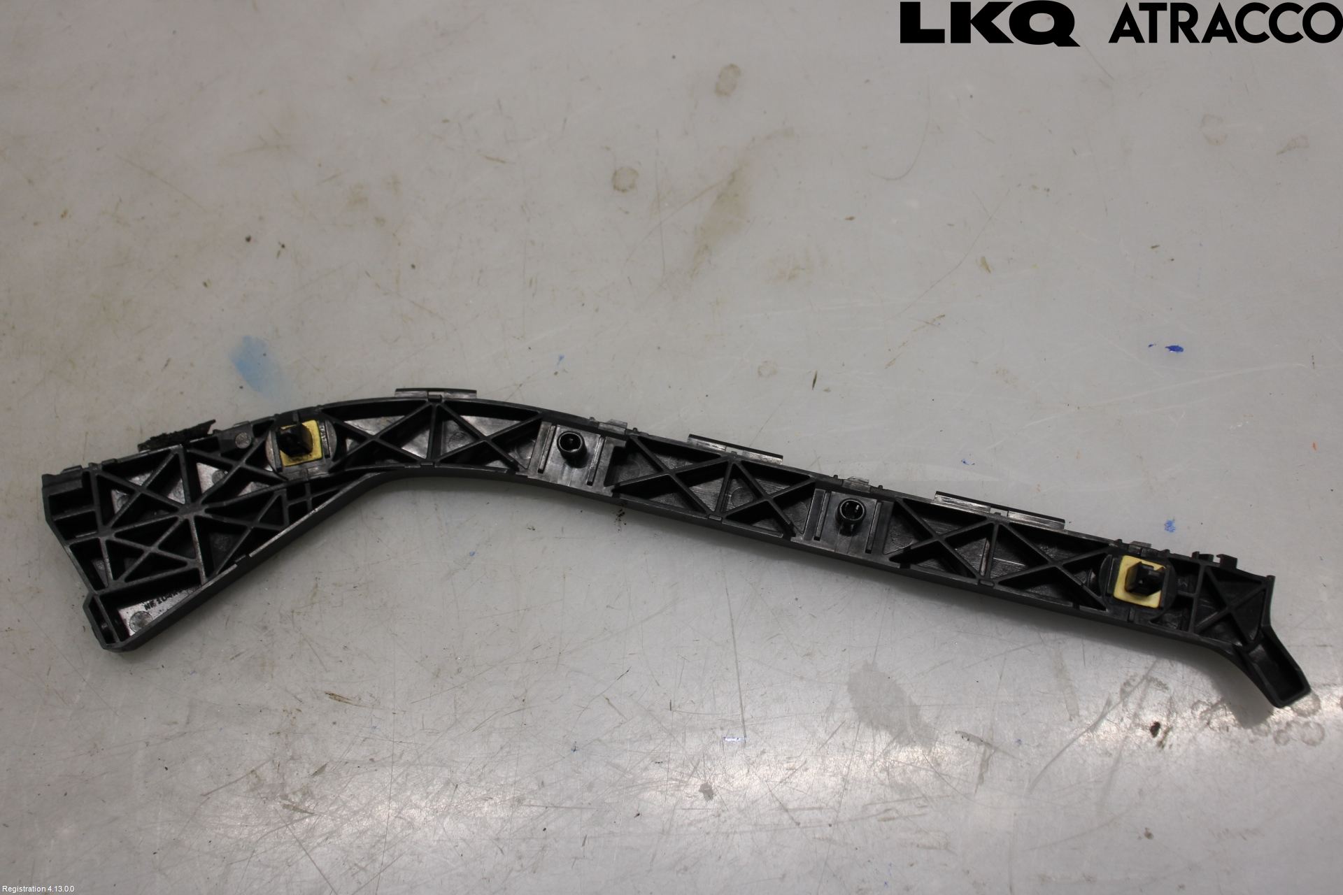 Toyota PRIUS NWH20 04-08 Stötfångarfäste Bak Hö