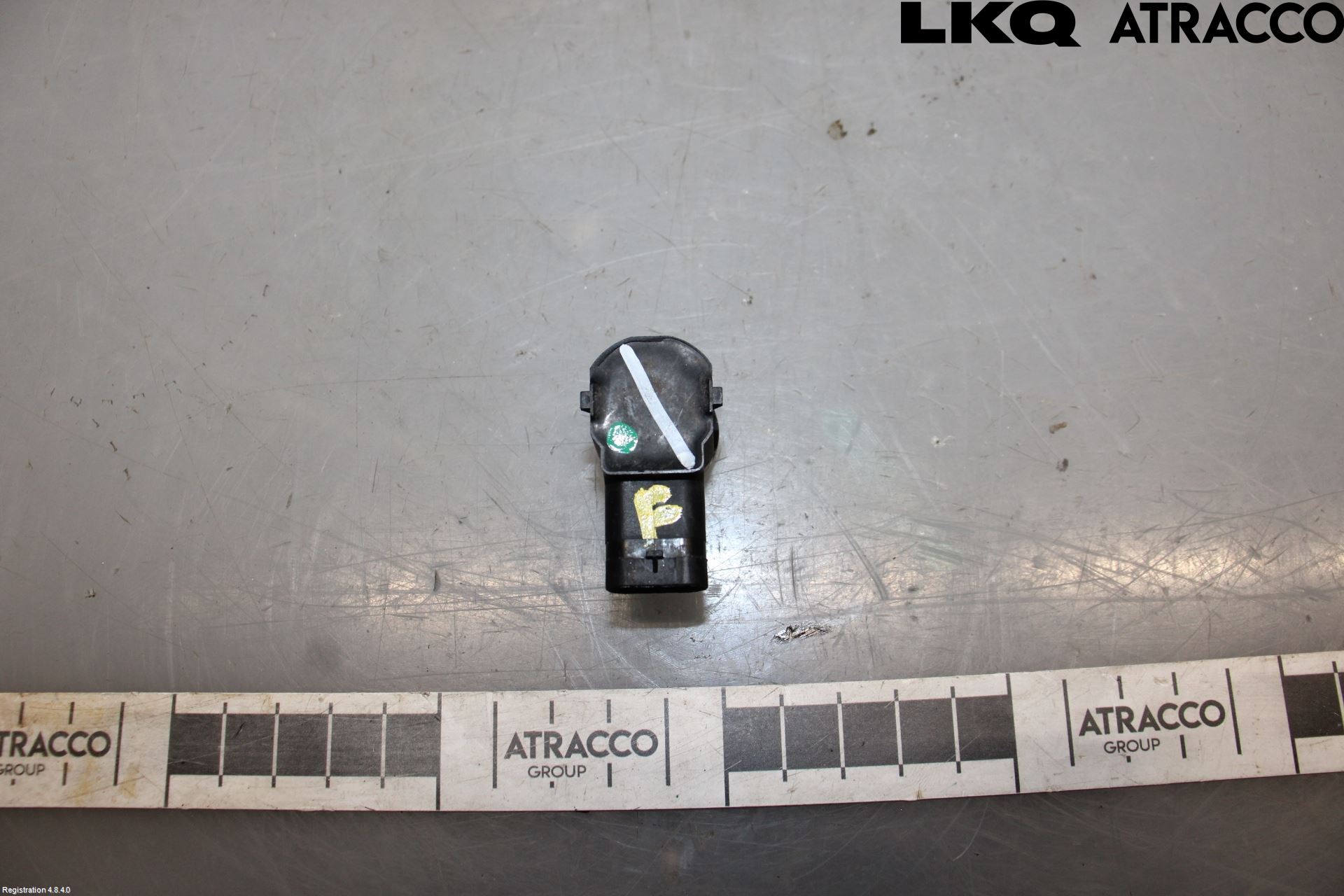 Volkswagen VW PASSAT 11-14 Parkeringshjälp Frontsensor