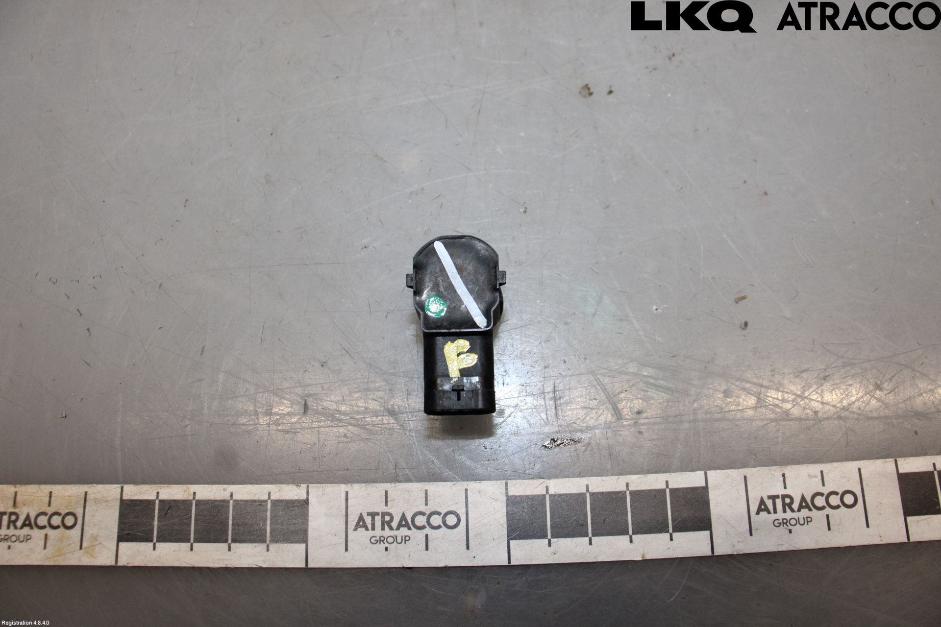 Volkswagen VW PASSAT 11-14 Parkeringshjälp Frontsensor