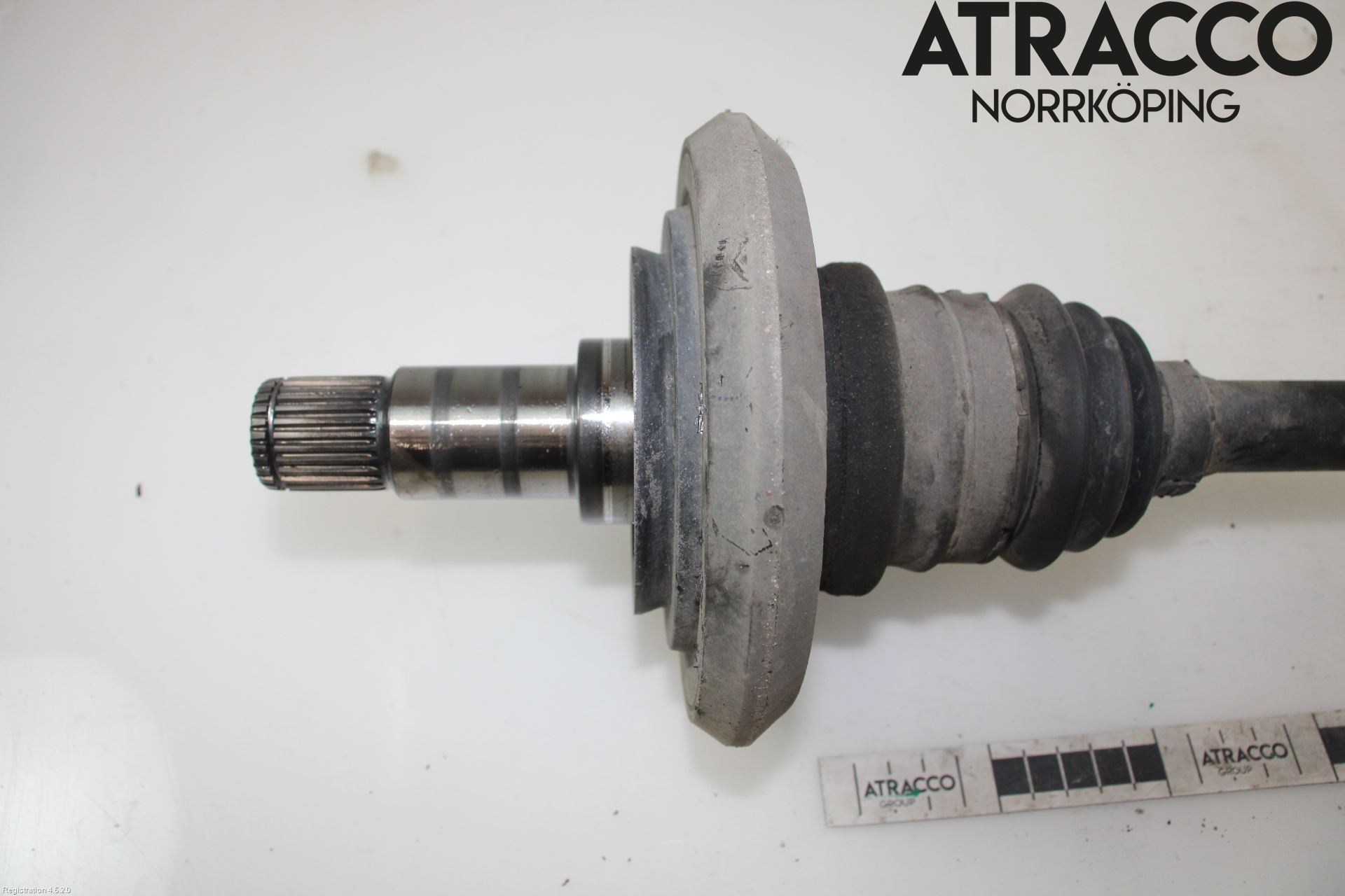 Mercedes-Benz MB E-KLASS (W213) 16-23 Drivaxel Bak Vänster