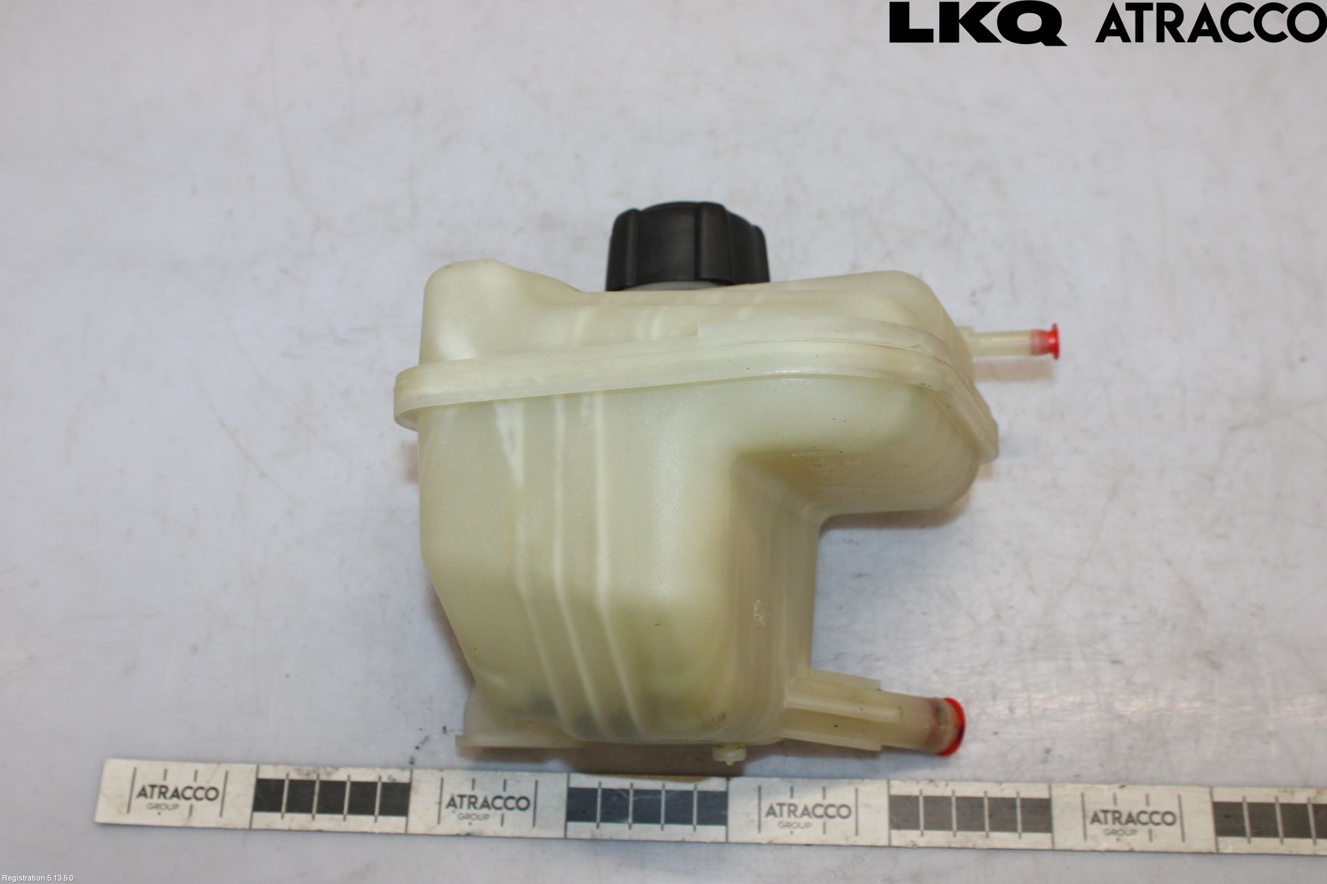 Nissan QASHQAI+2  10-14 Expansionstank