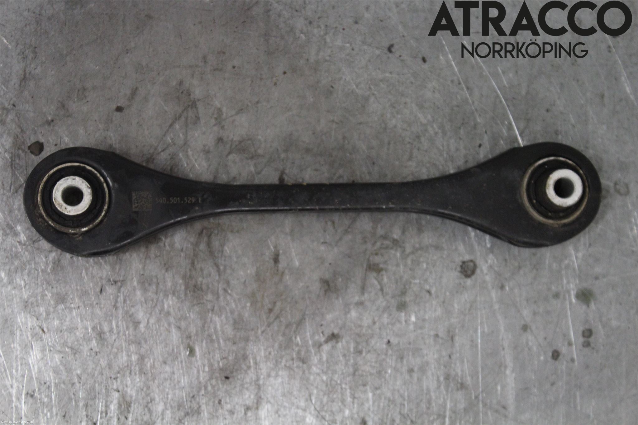 Volkswagen VW TIGUAN 16-24 Bärarm Bak Övre Höger