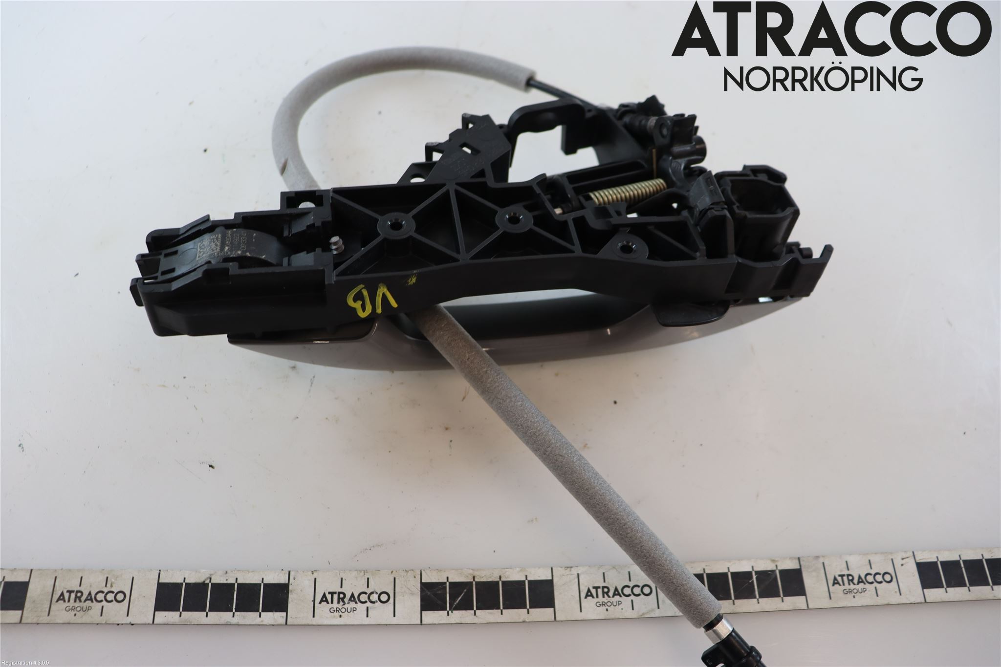 Cupra BORN 22- Dörrhandtag Yttre Vä