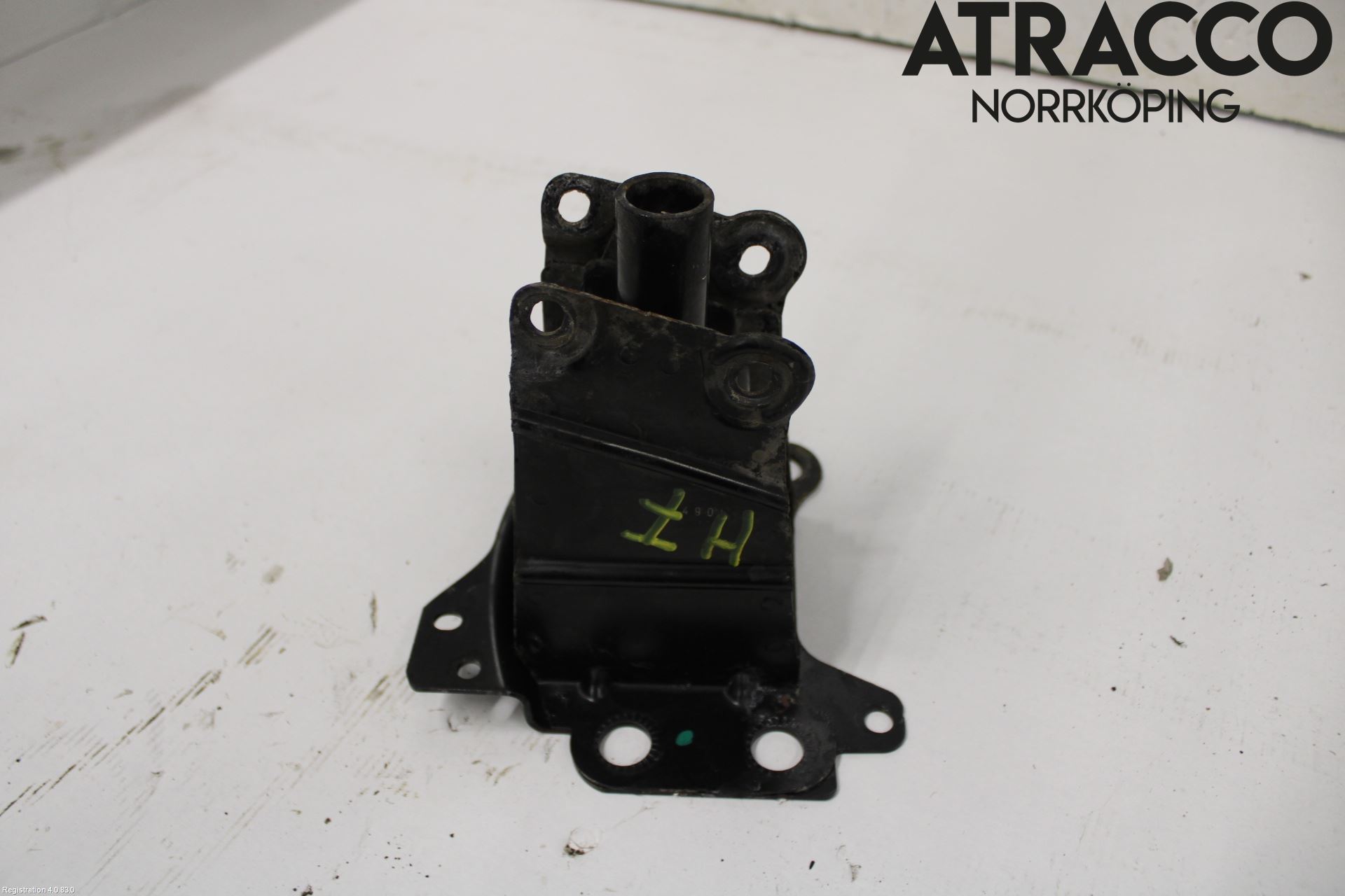 Audi A3/S3 05-13 Stötfångarbärjärn Fram