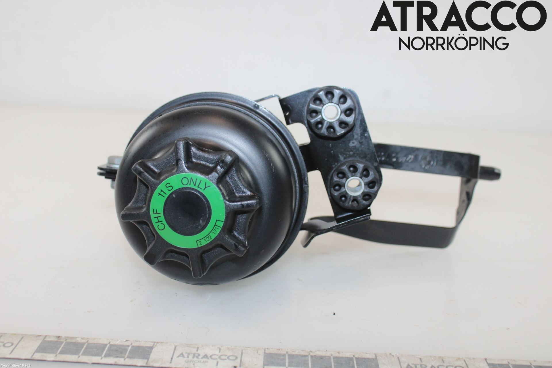 BMW 5 E60/61 Sed/Tou 02-10 Styrservooljebehållare