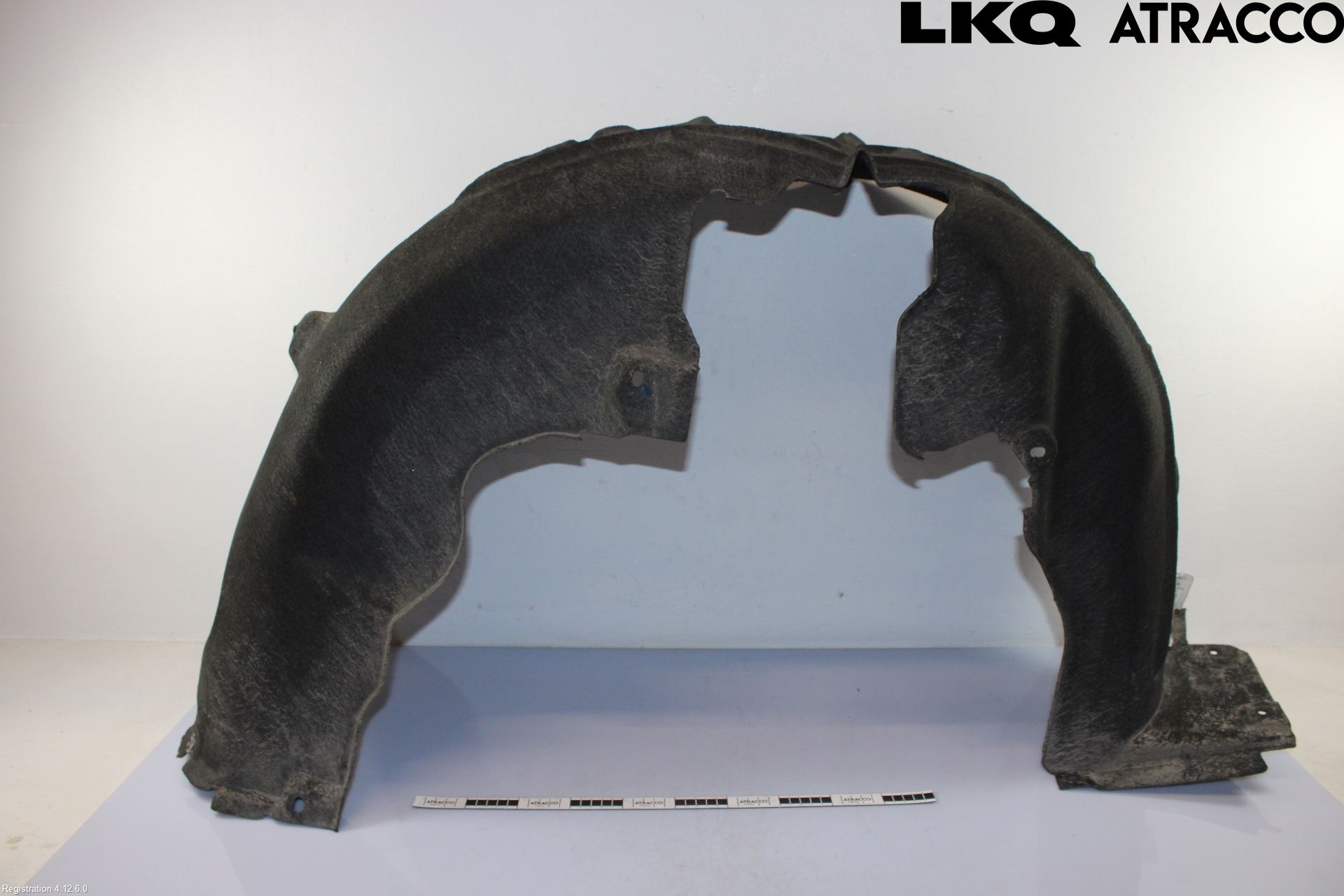 Audi Q6 E-TRON CN 24- Skärm Inner