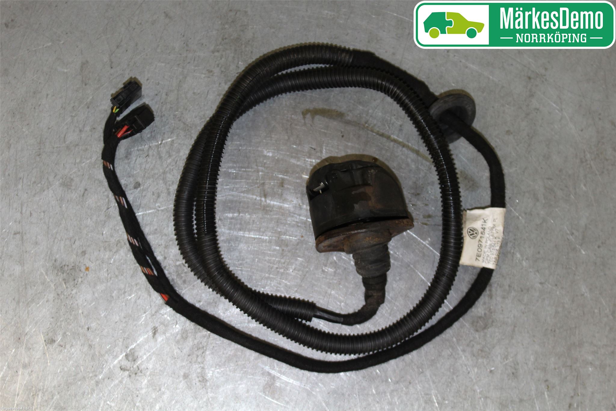Volkswagen VW TRANSP/CARAVELLE (T5) 04-15 Dragkrok Elsats
