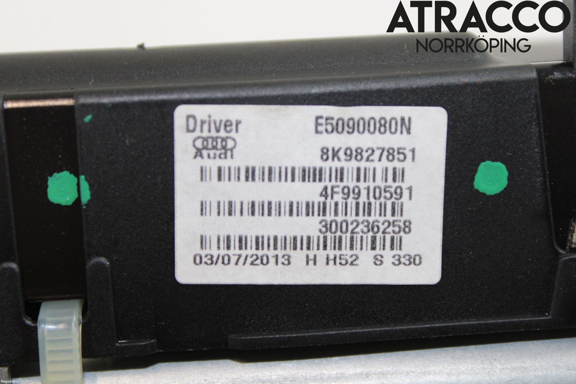 Audi A4 12-15 Bakluckeöppnare Automatisk