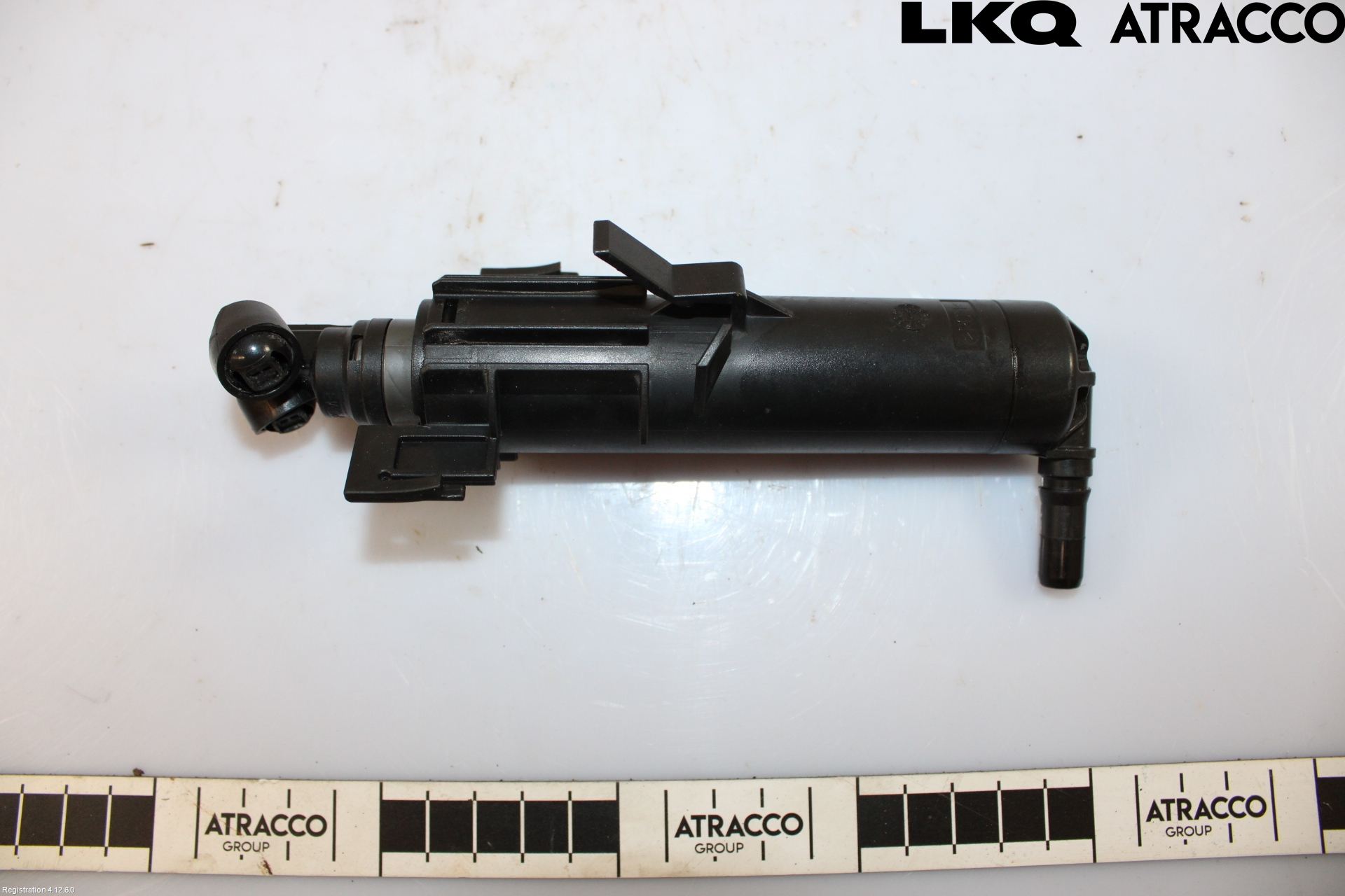 Audi A4 12-15 Spolarmunstycke Strålkastare