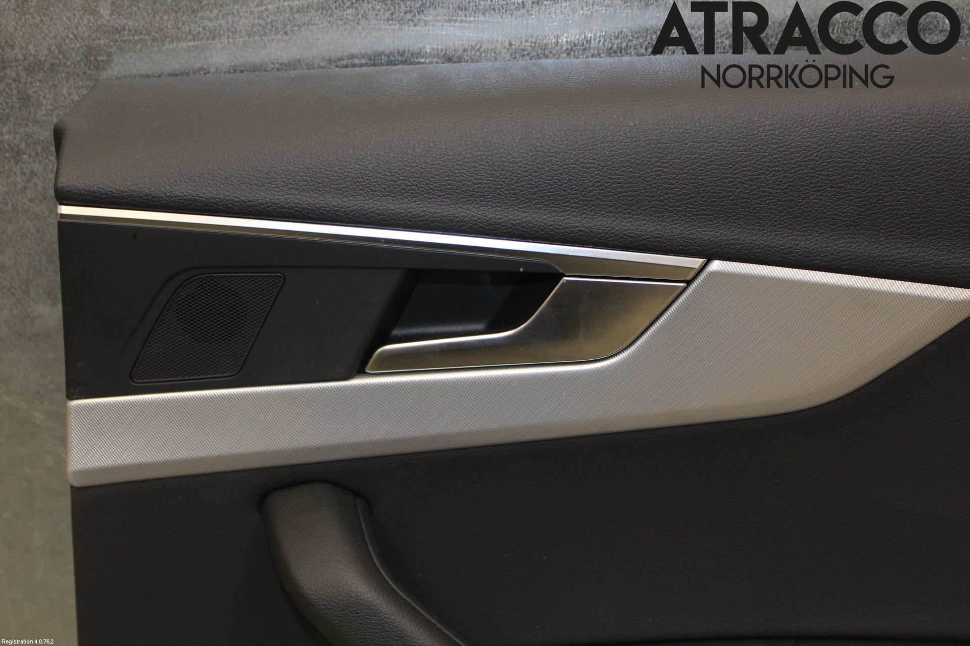 Audi A4/S4 B9 20- Dörrklädsel Hö