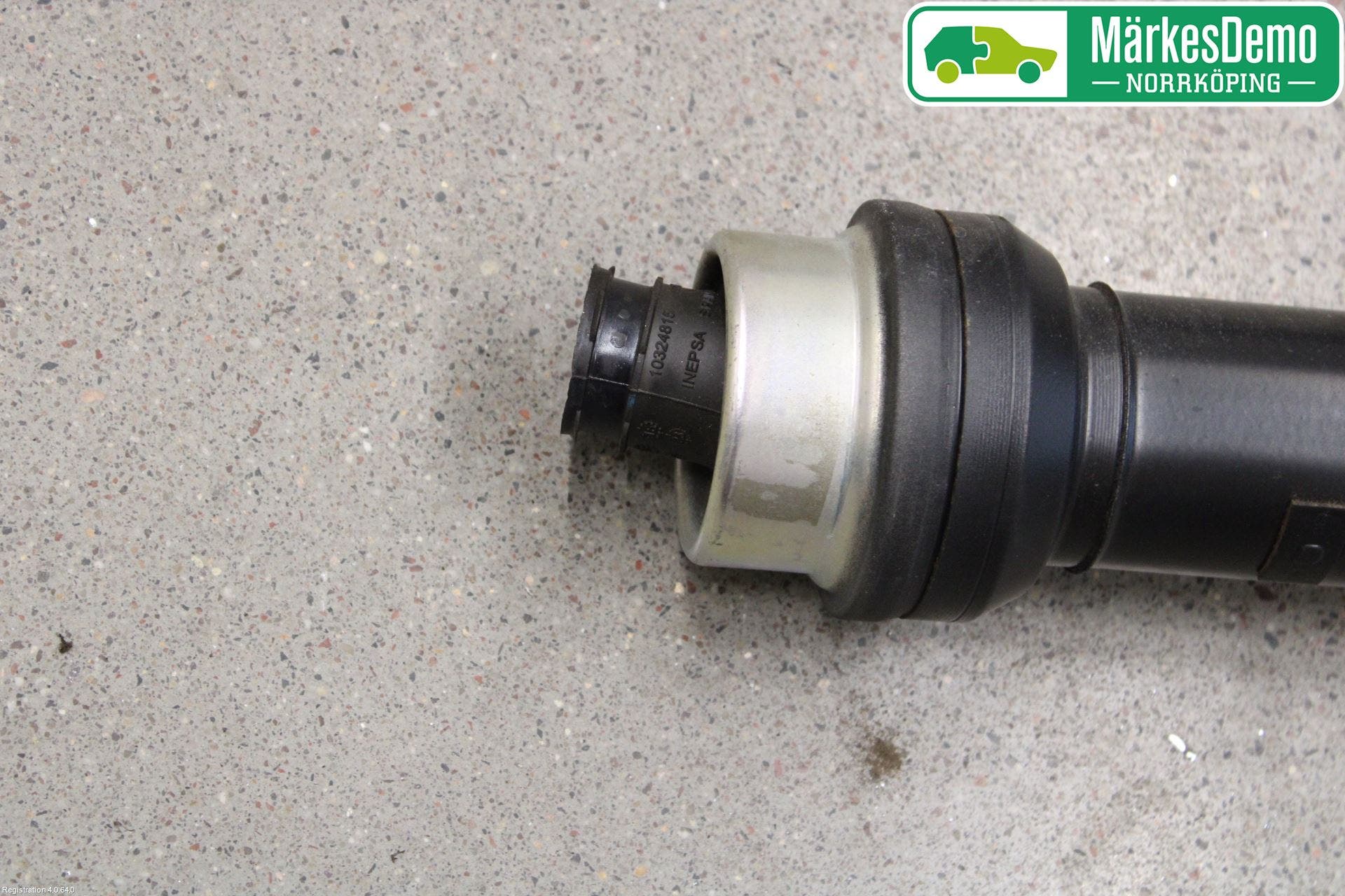 Audi A4/S4 B9 20- Mellanaxel Komp