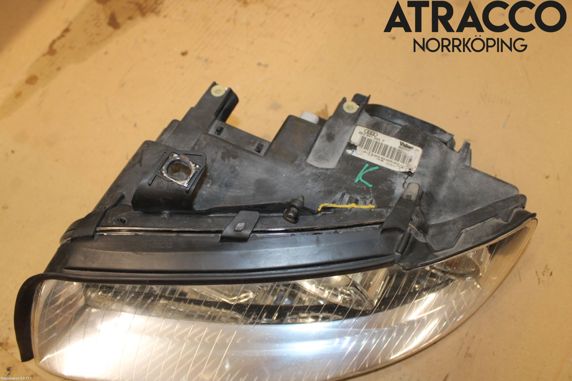 Audi A4/S4 01-05 Strålkastare Vänster