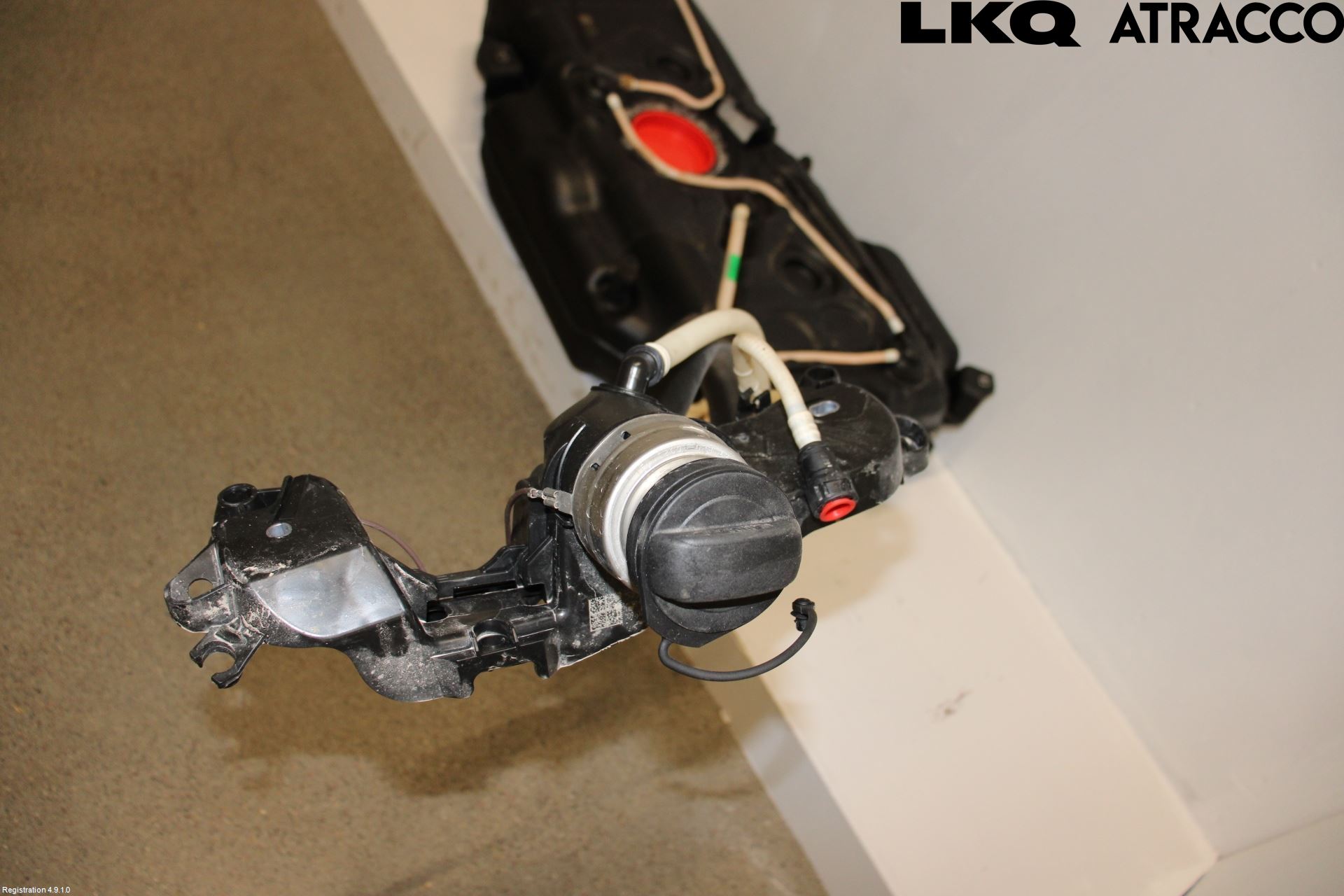 Volkswagen VW TIGUAN 16-24 Bränsletank Insprutning