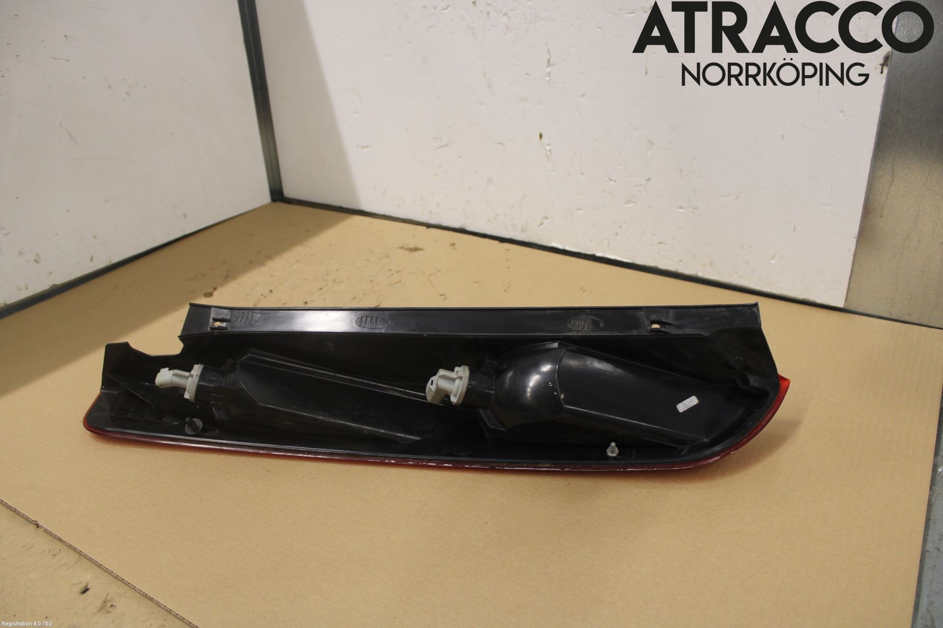 Ford FOCUS     04-07 Bakljus Höger