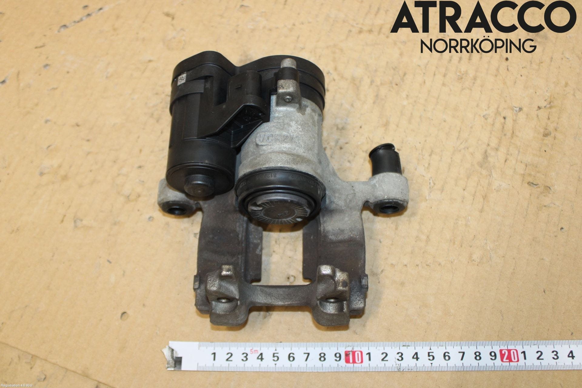 Audi Q3 F3 19- Bromsok Bak Höger