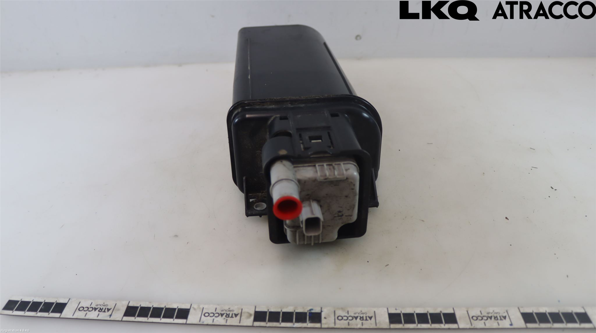 Toyota RAV4 19- Bränsle Kolkanister