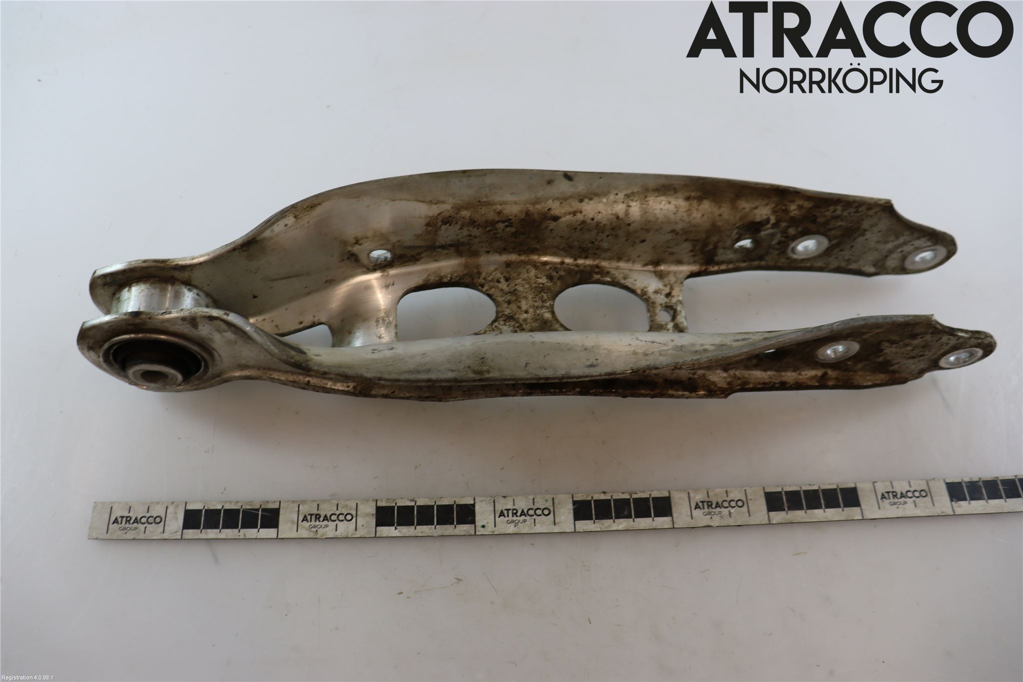 Audi A4/S4 B9 20- Bärarm Bak Höger