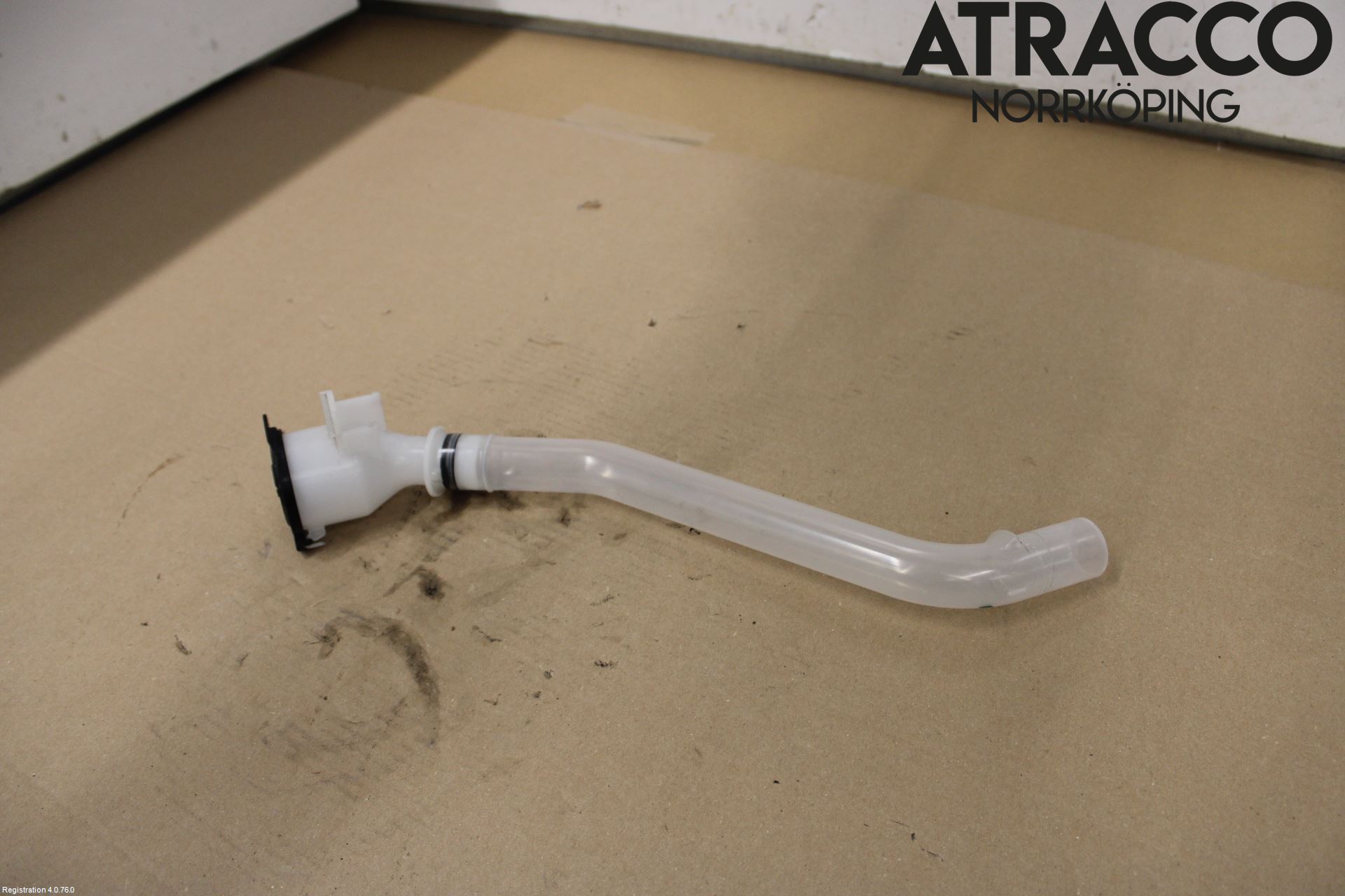 Toyota RAV4 19- Spolartank Påfyllningsrör