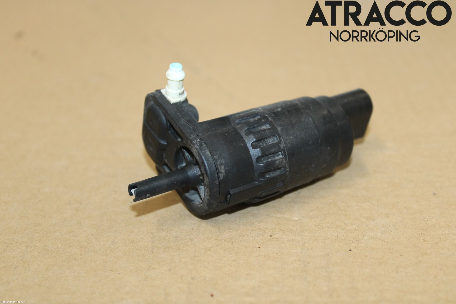 Volkswagen VW GOLF VI 09-13 Spolarpump Vindruta