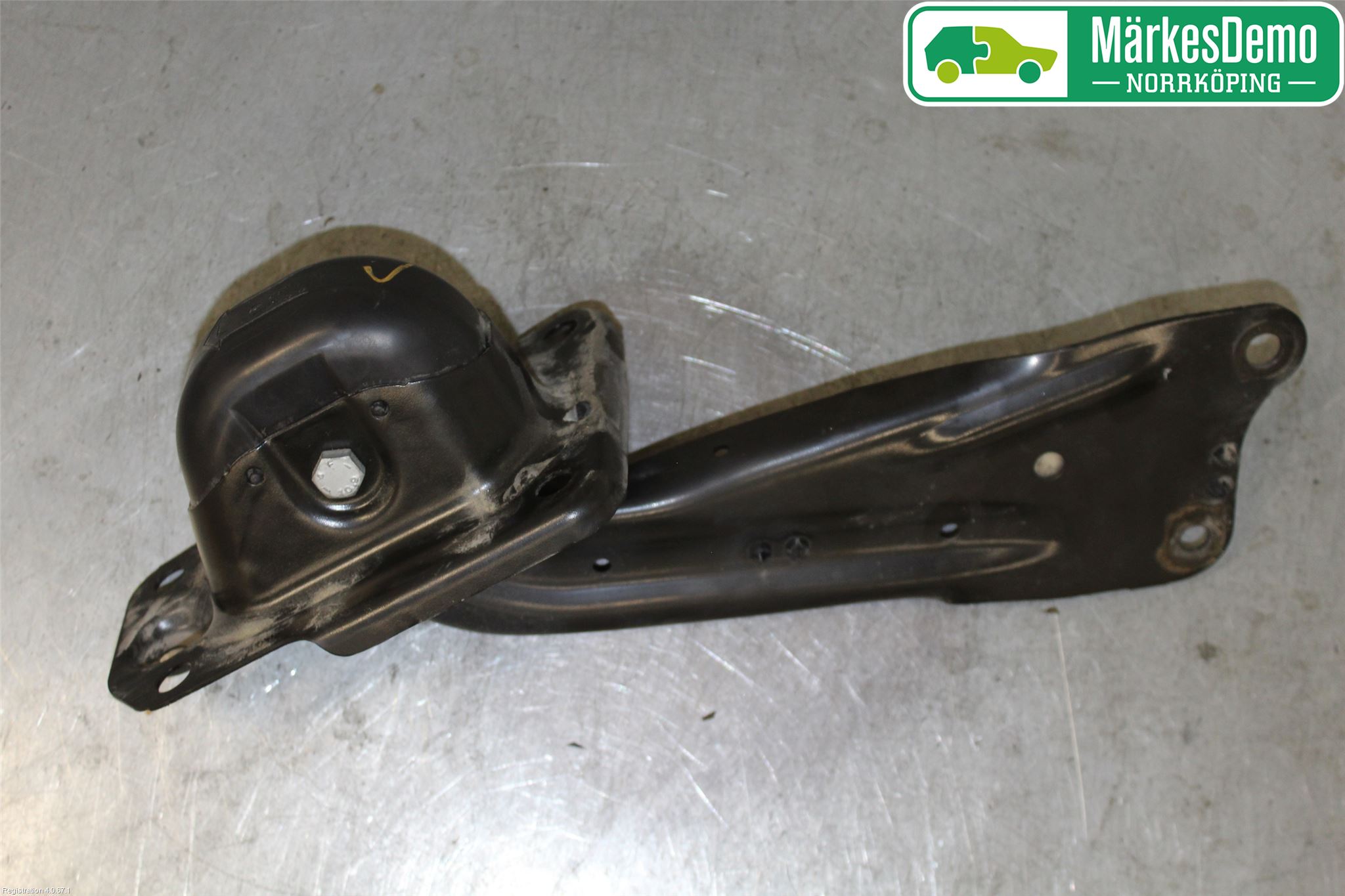 Volkswagen VW GOLF / E-GOLF VII 13-20 Bärarm Bak Höger