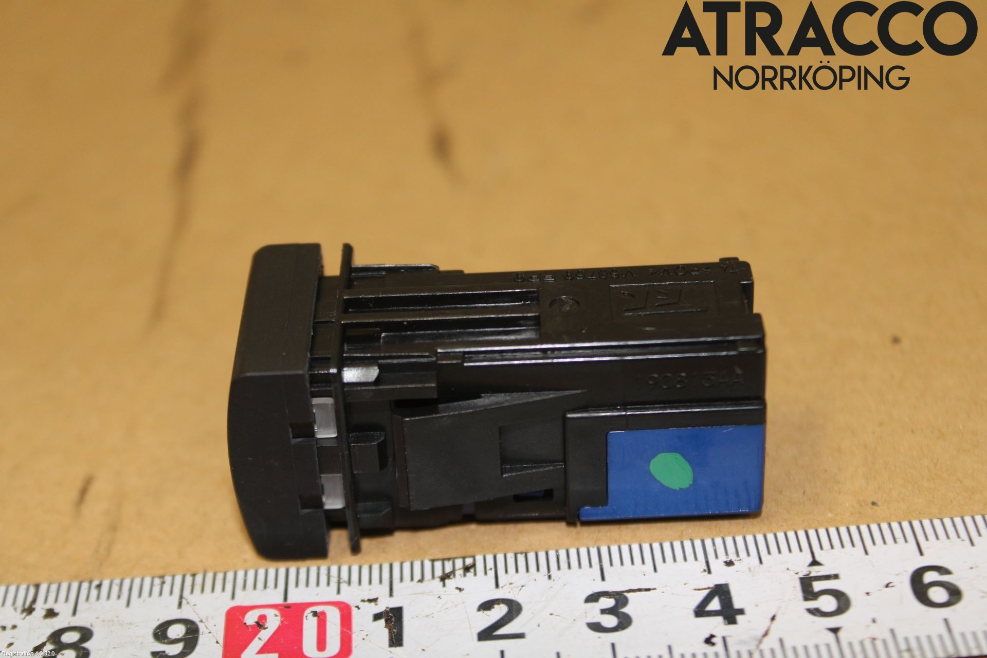 Toyota COROLLA 19- Strömställare Övrigt