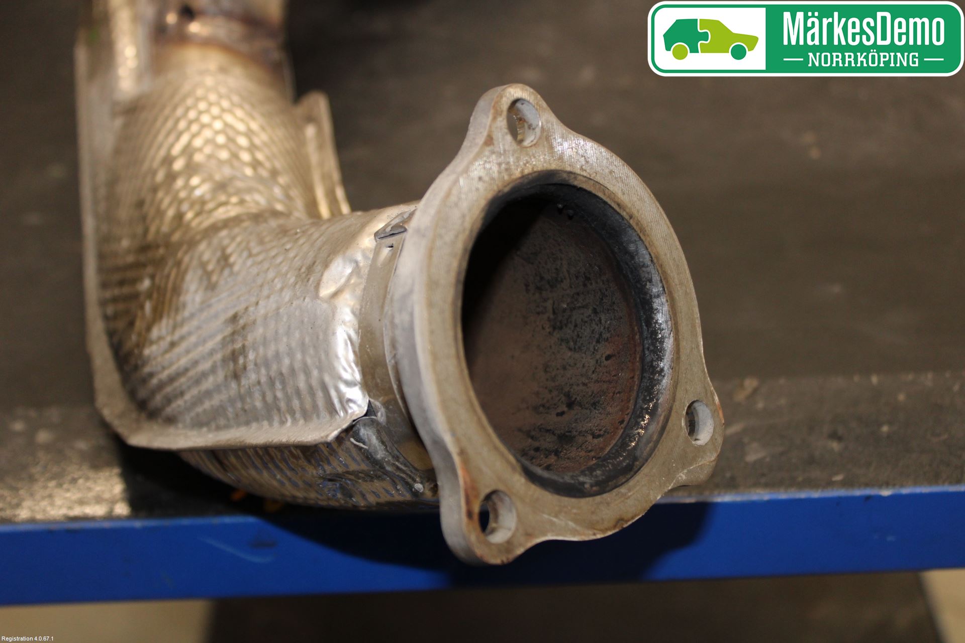 Audi A4/S4 B9 20- Avgas Främre Rör