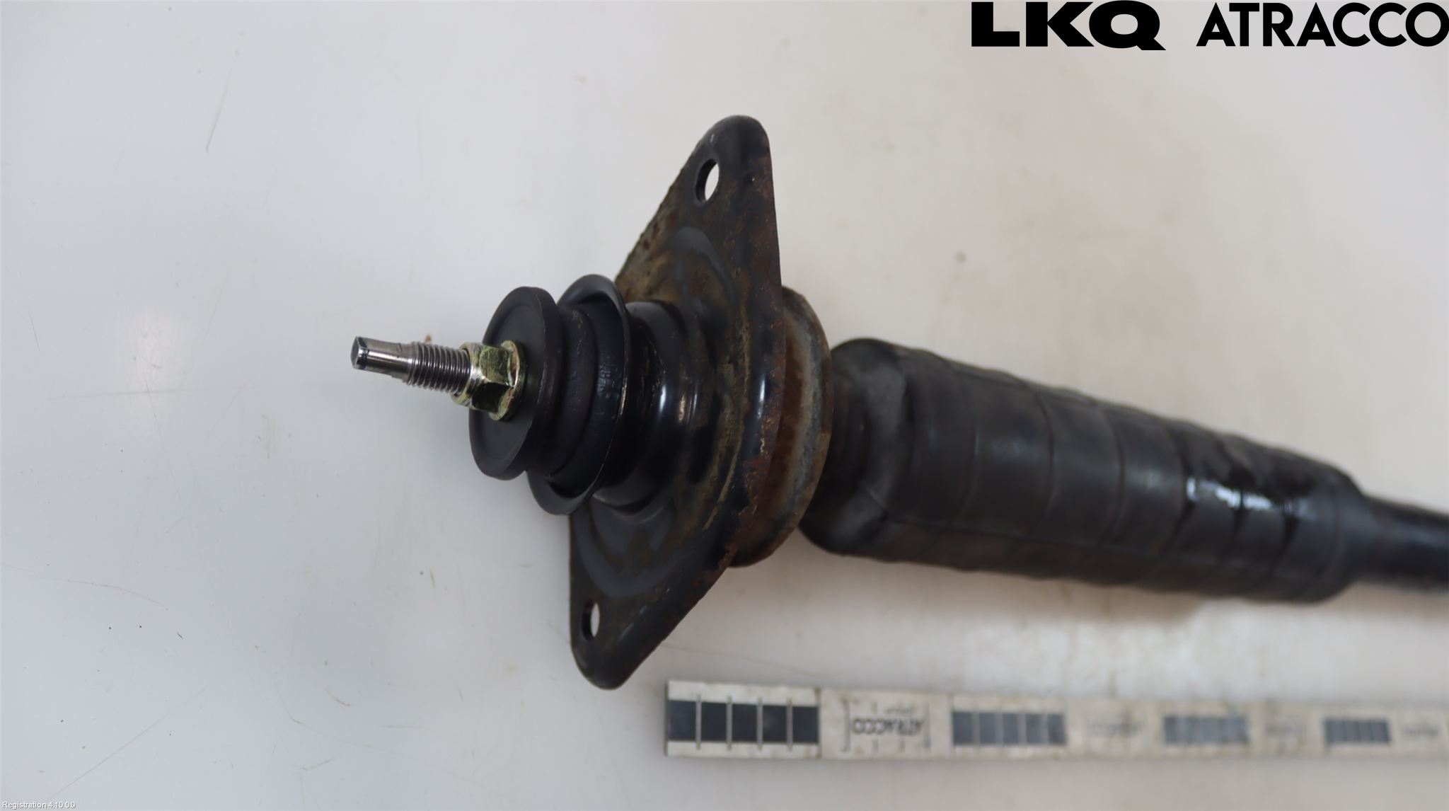 Nissan SKYLINE Stötdämpare Bak