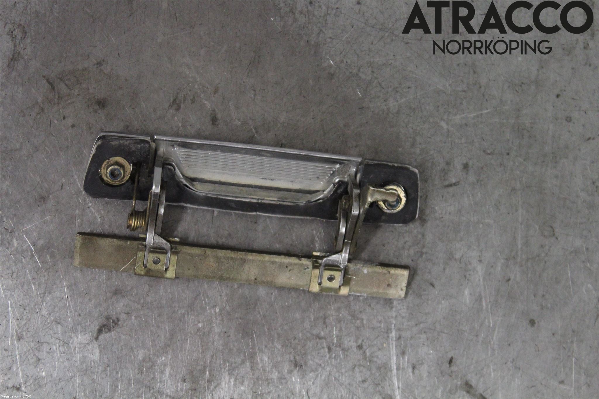 BMW 7 E23      77-86 Dörrhandtag Yttre Vä