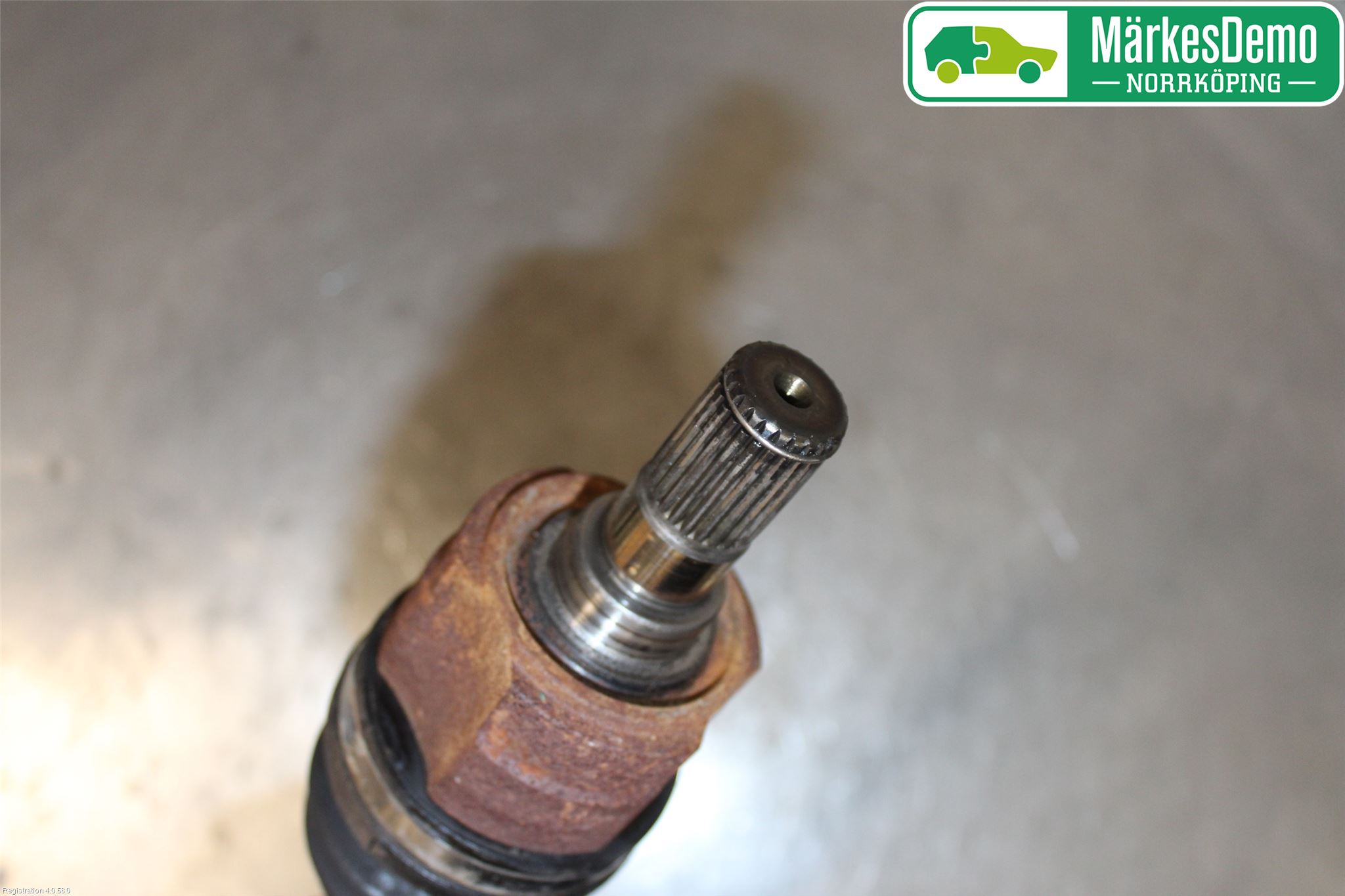 Hyundai i20 PB 09-14 Drivaxel Fram Vänster