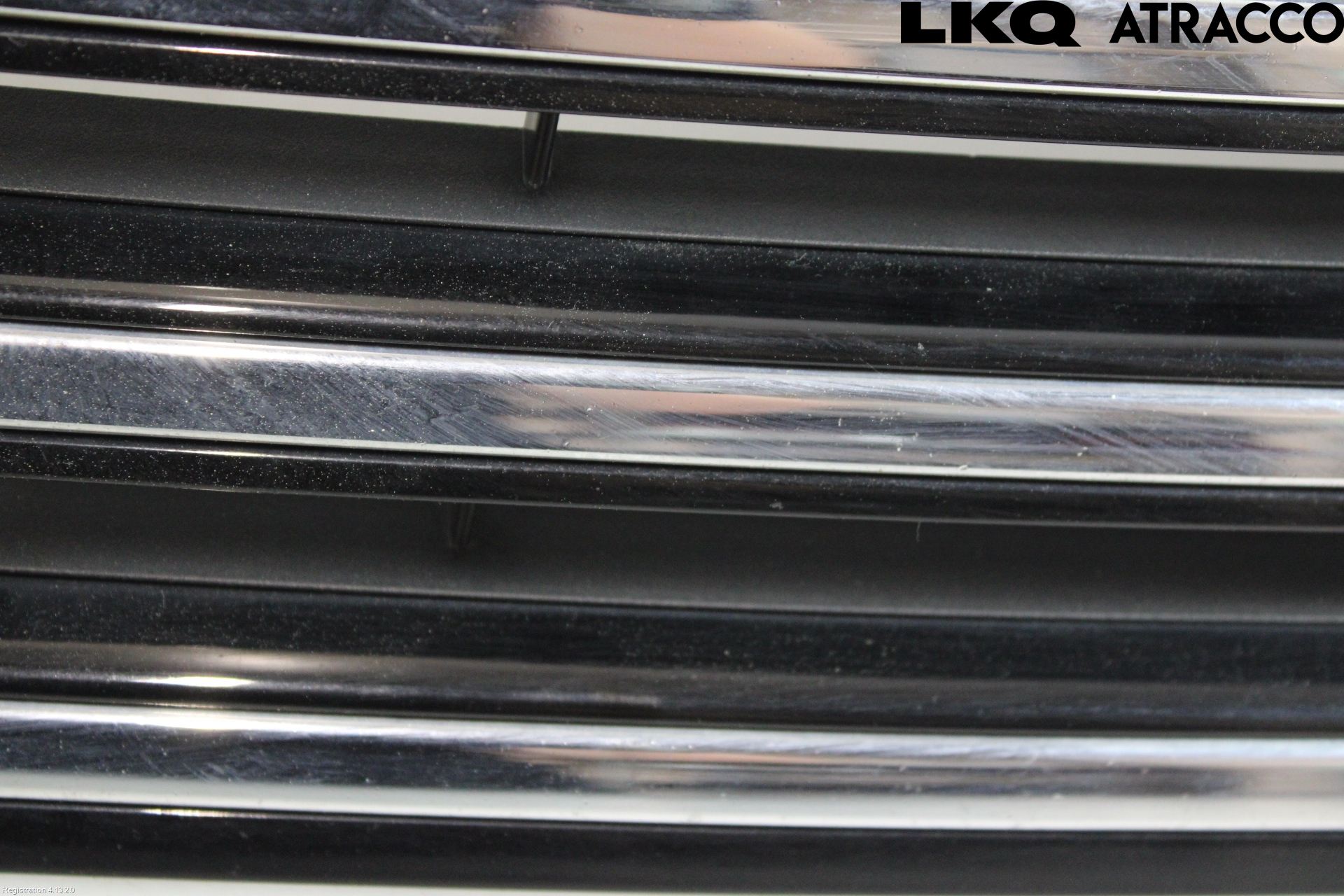 Volkswagen VW PASSAT 11-14 Grill Komp