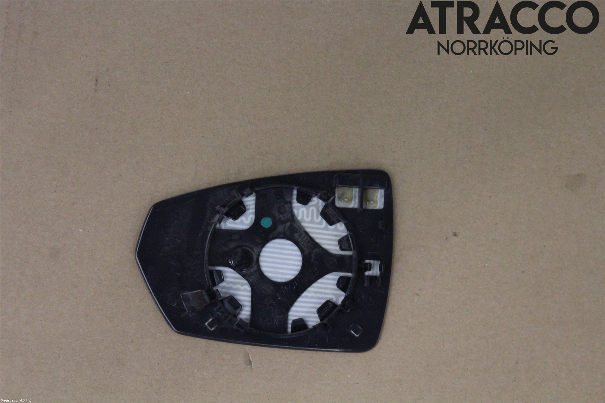 Volkswagen VW POLO VI 18->> Spegelglas Hö