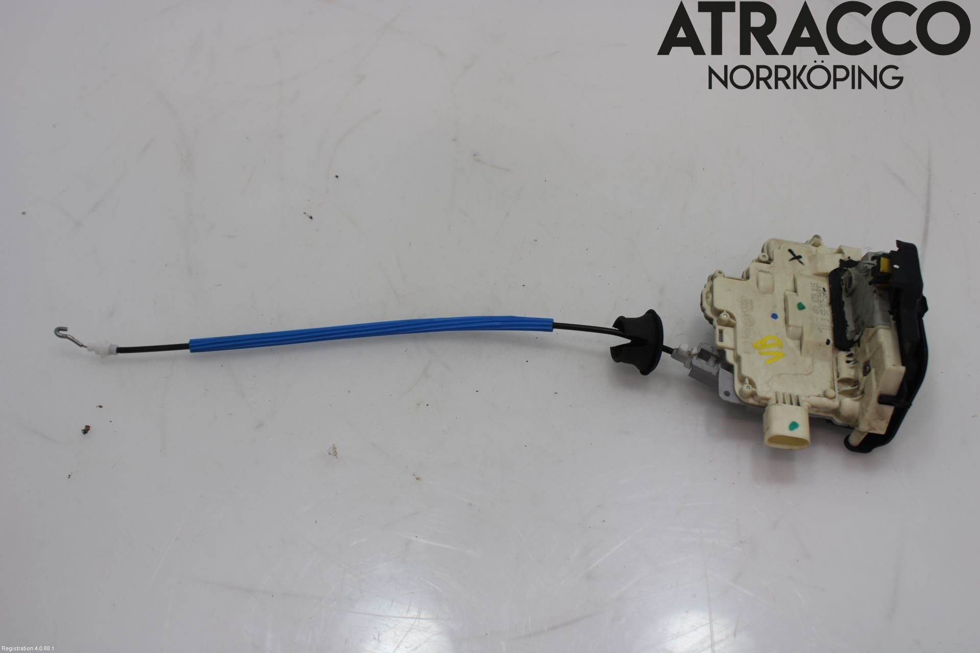 Audi A8/S8 4E  02-09 Låskista-Dörrlås