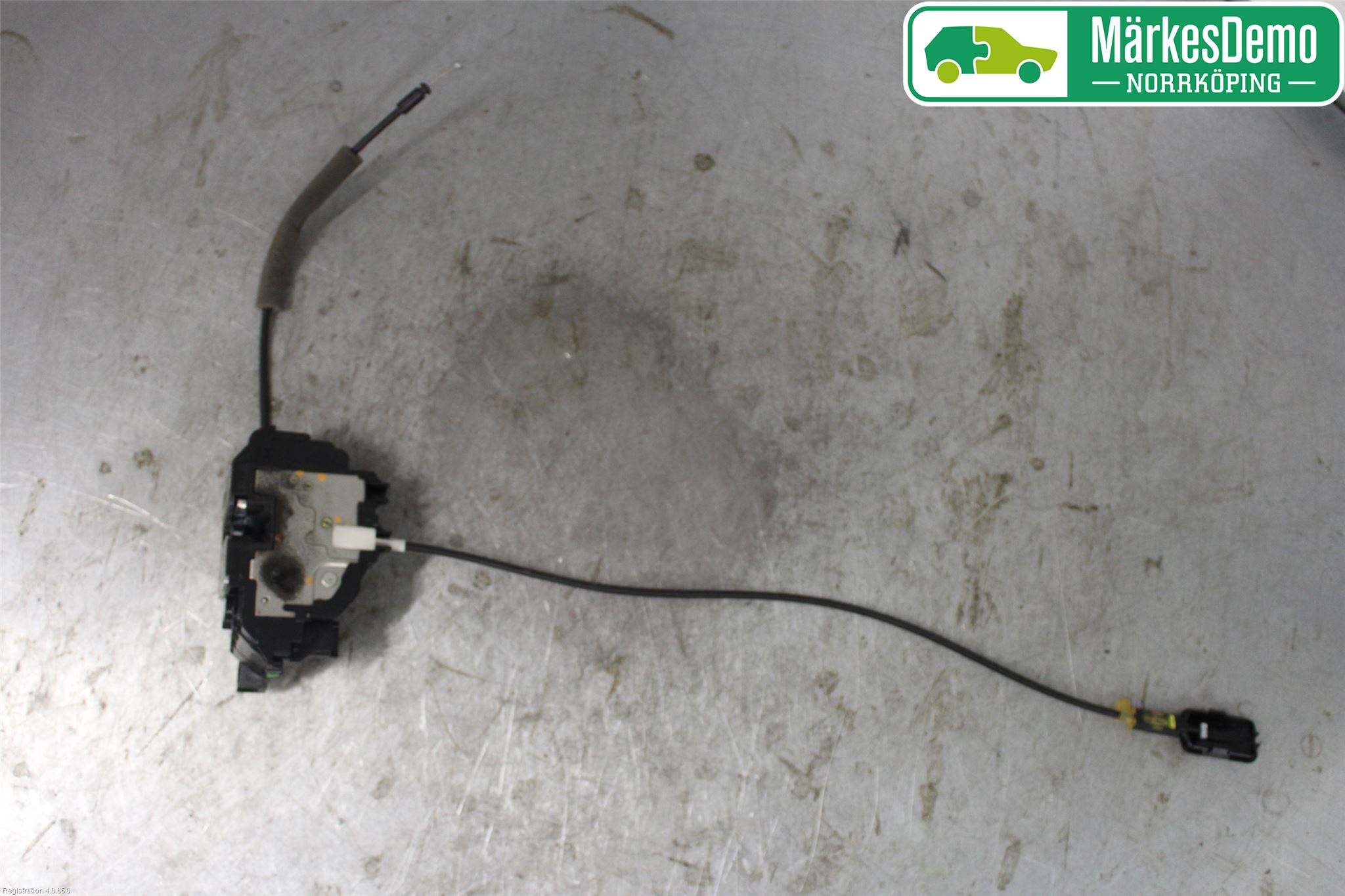 Renault CLIO III  06-09 Låskista-Dörrlås