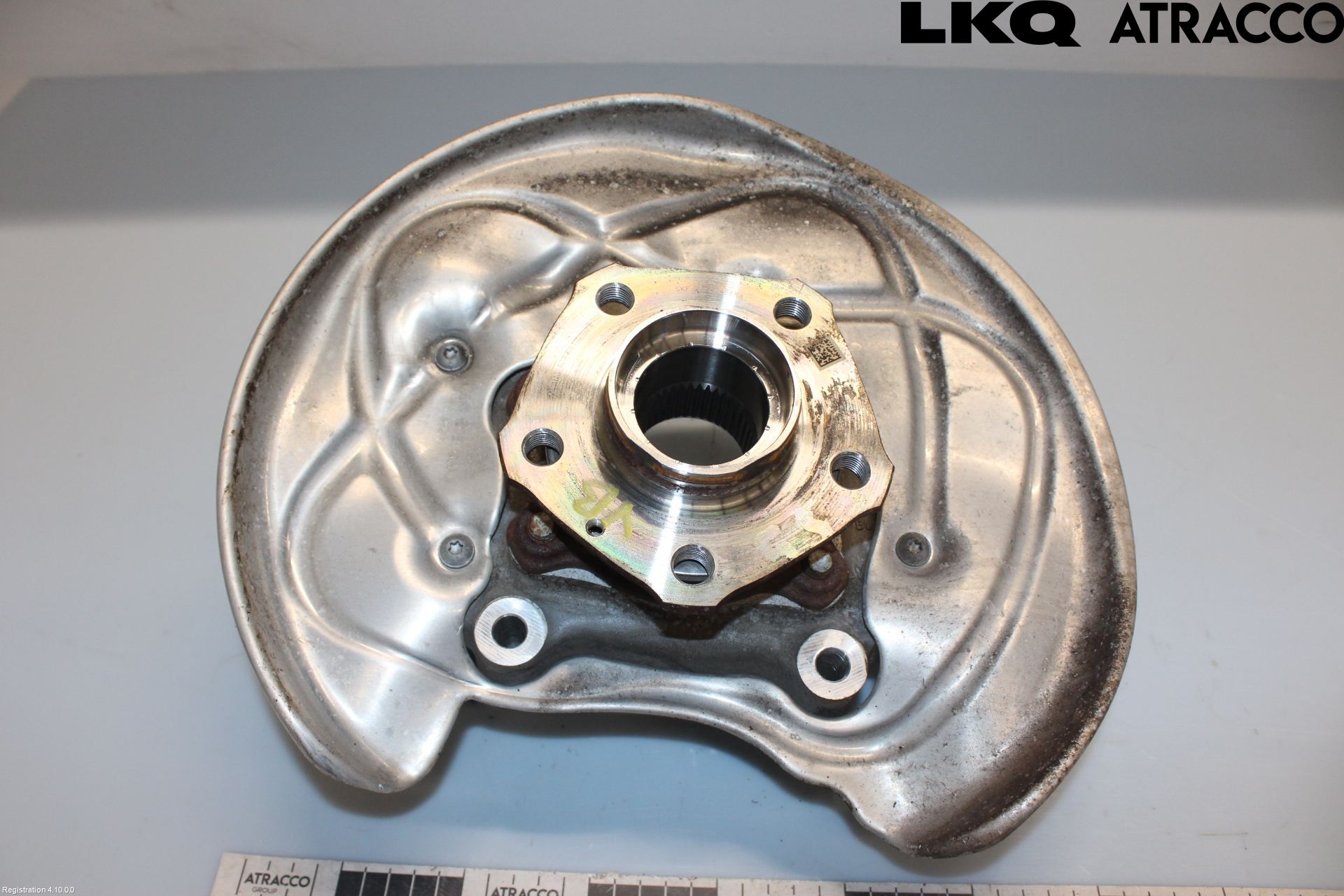 Audi A6 F2/C8 19- Hjullagerhus-Spindel Vä B