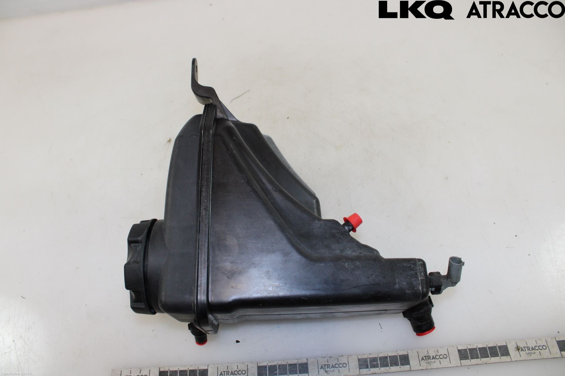 BMW 1 E87/81 5D/3D 03-11 Expansionstank