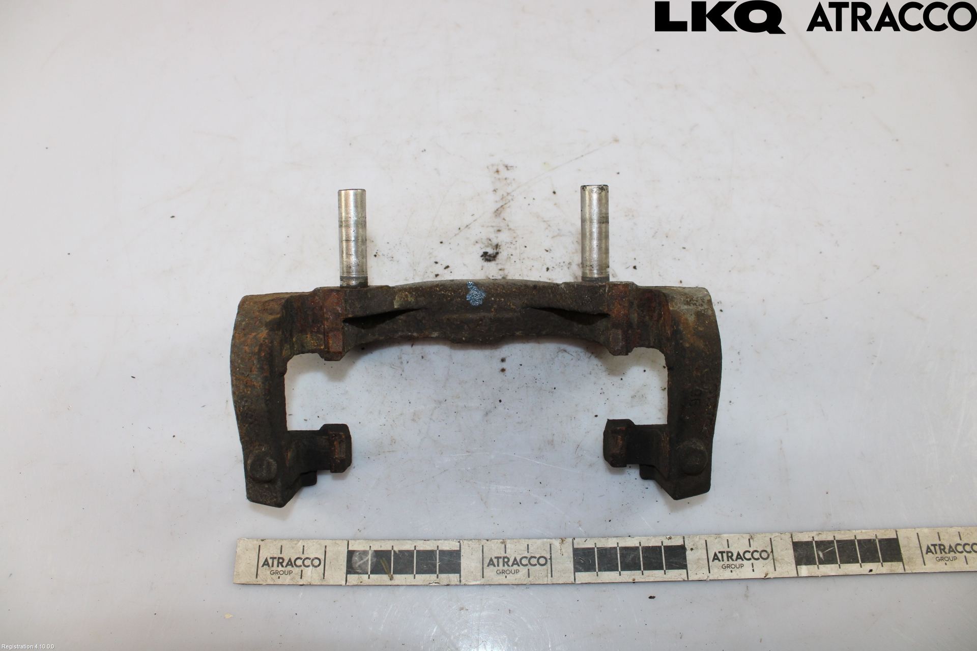 Volvo V90 17->> Bromsokshållare