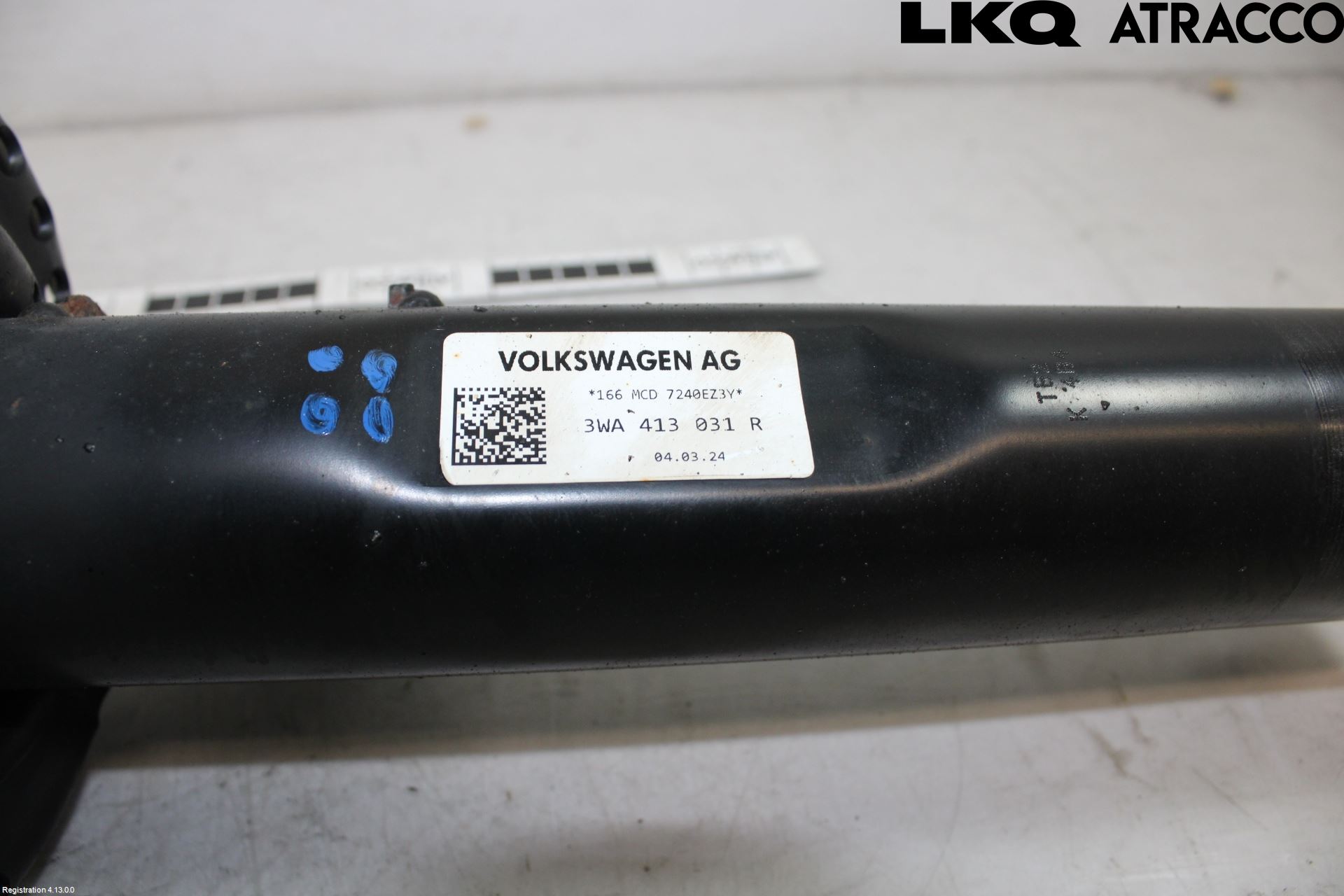 Volkswagen VW PASSAT 24- Fjäderben Fram Vänster