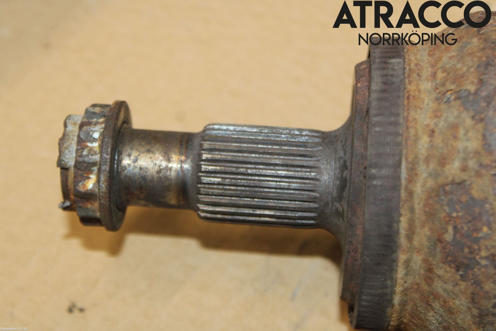Mercedes-Benz MB E-KLASS (W211) 02-09 Drivaxel Bak Höger