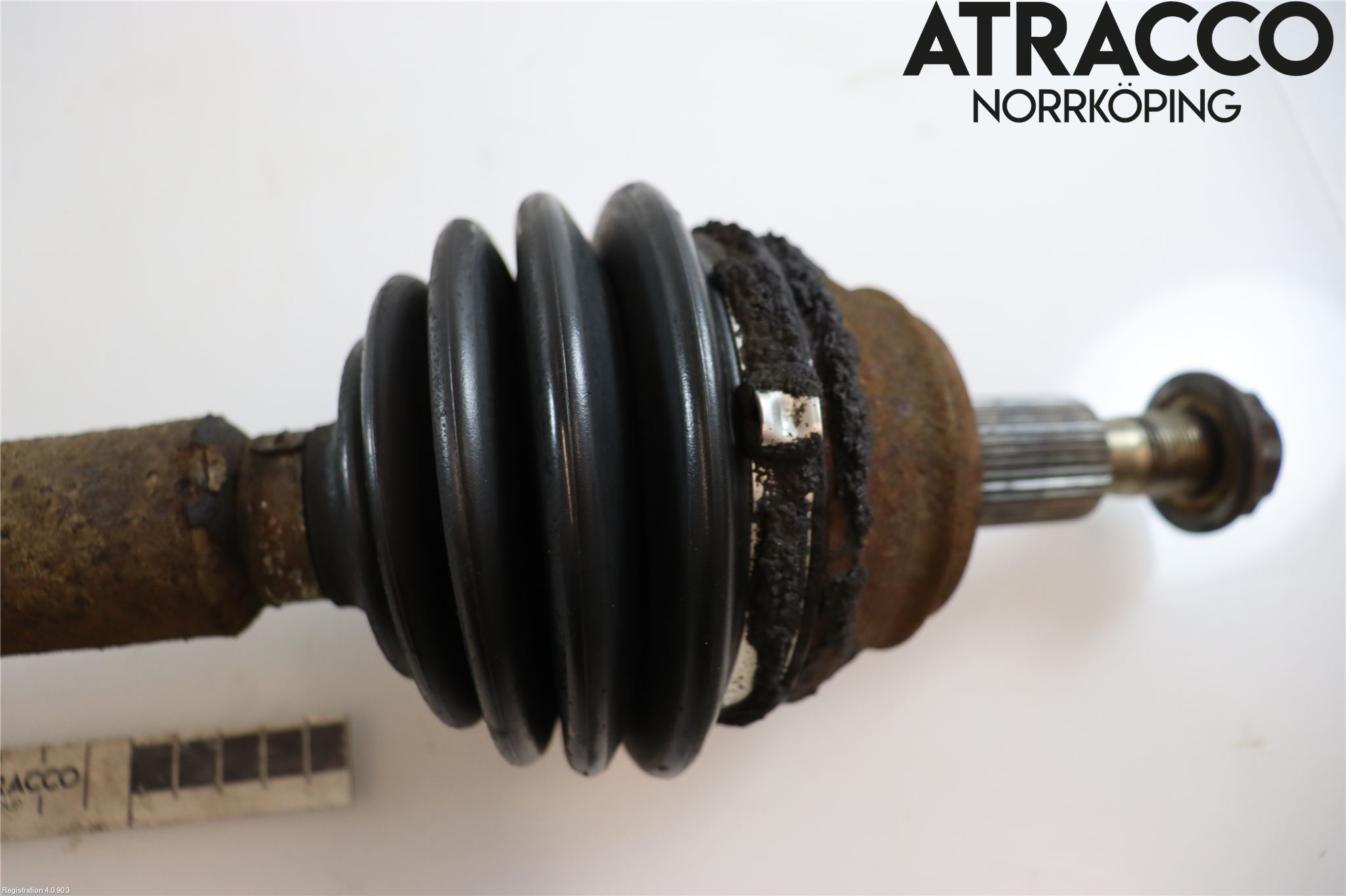 Volkswagen VW GOLF IV 98-06 Drivaxel Fram Höger