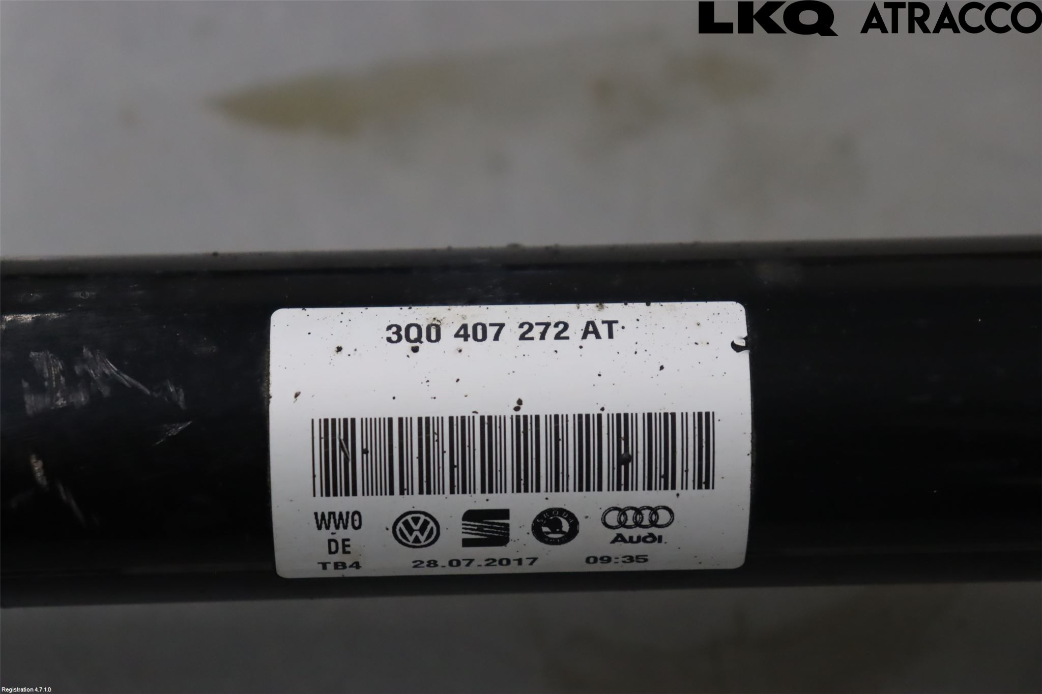 Volkswagen VW PASSAT 15-19 Drivaxel Fram Höger